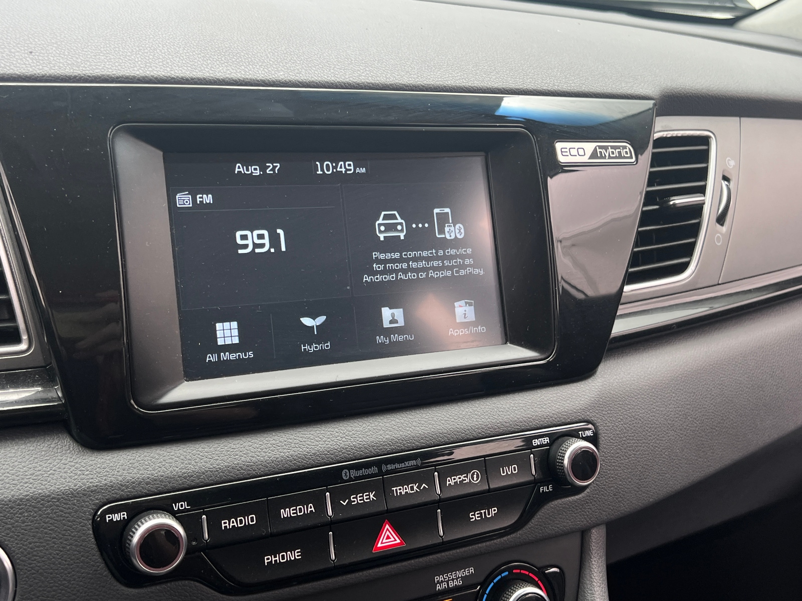 Thumbnail: 2019 Kia Niro - 4