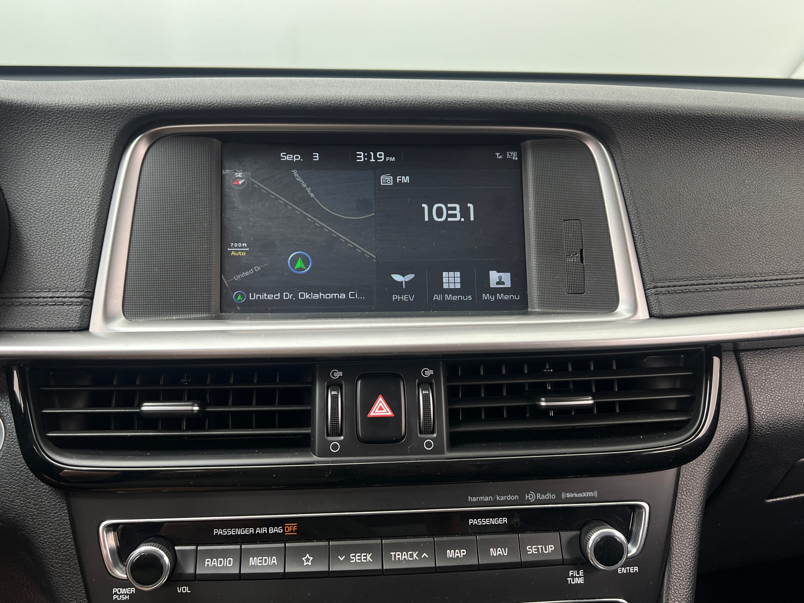 Thumbnail: 2020 Kia Optima - 3