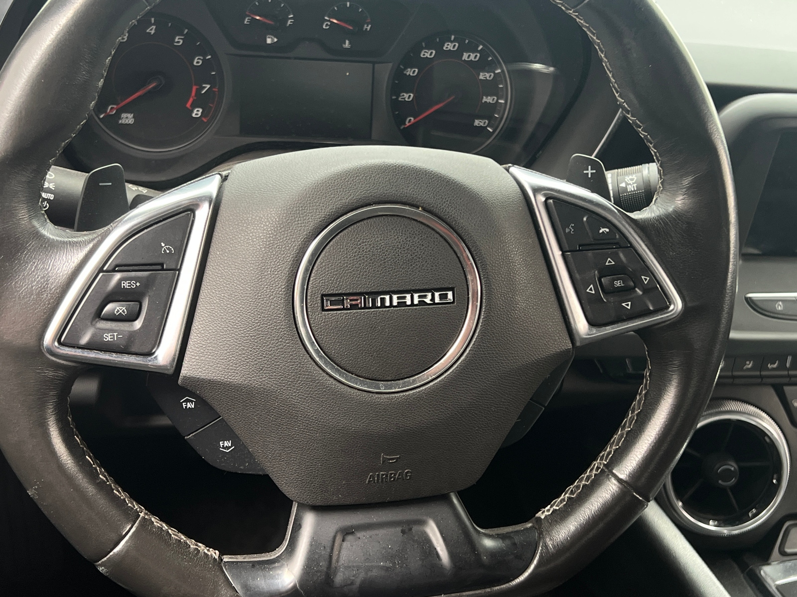 Thumbnail: 2019 Chevrolet Camaro - 4