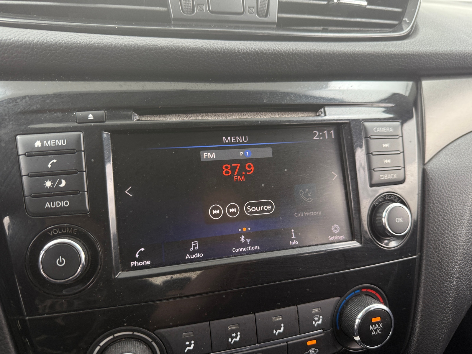 Thumbnail: 2019 Nissan Rogue Sport - 4