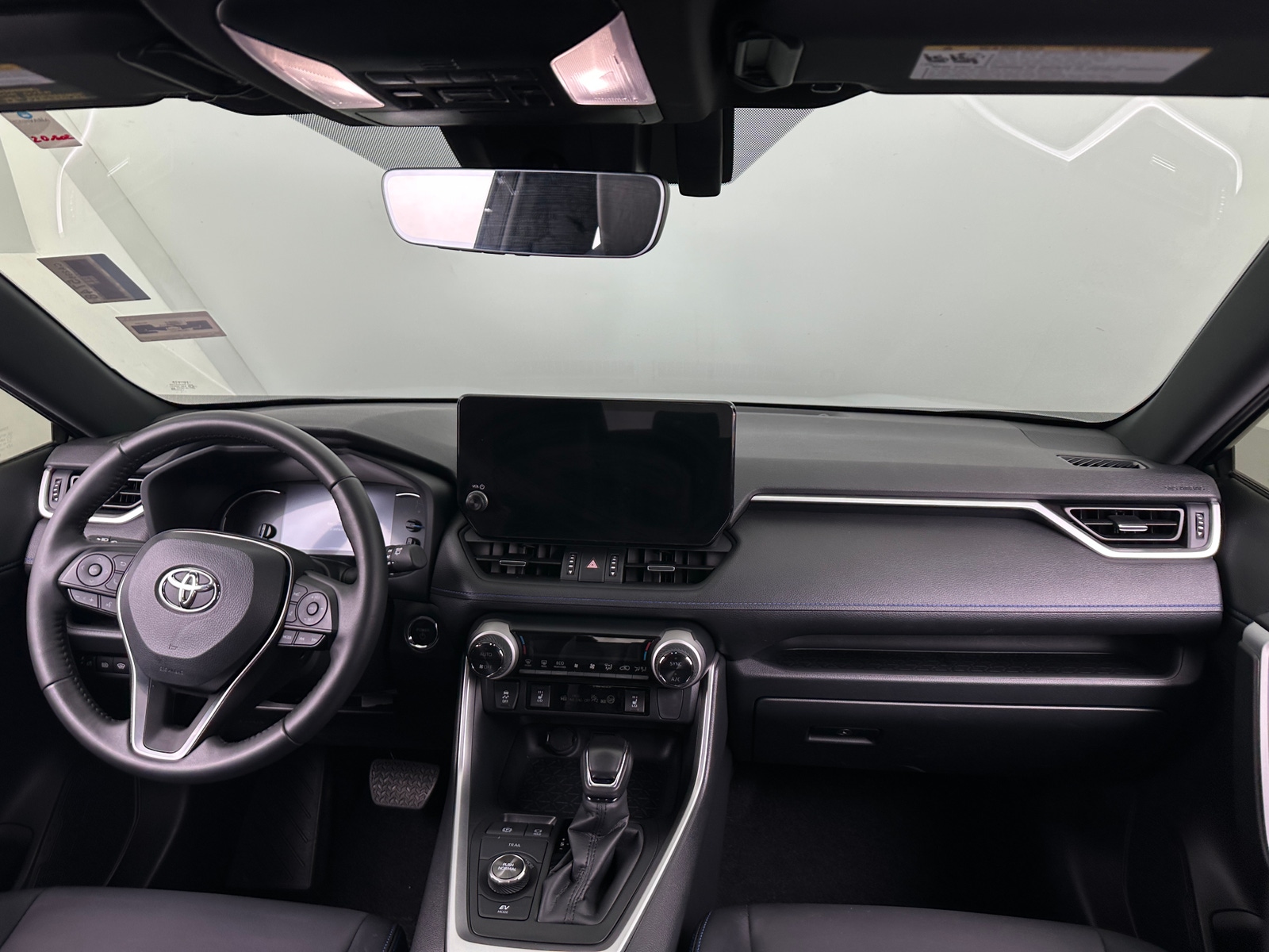 Thumbnail: 2023 Toyota RAV4 - 2