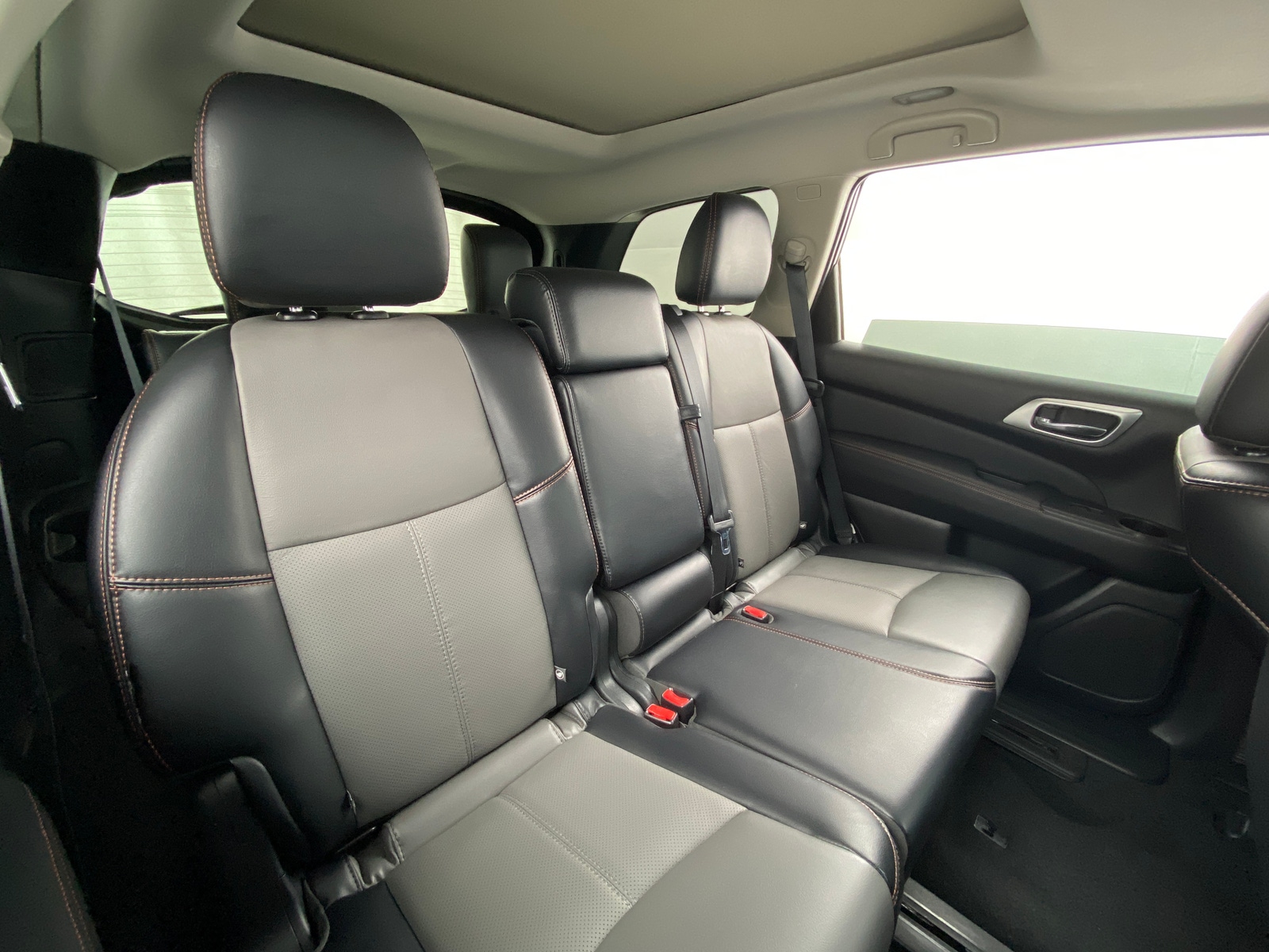 Thumbnail: 2020 Nissan Pathfinder - 5
