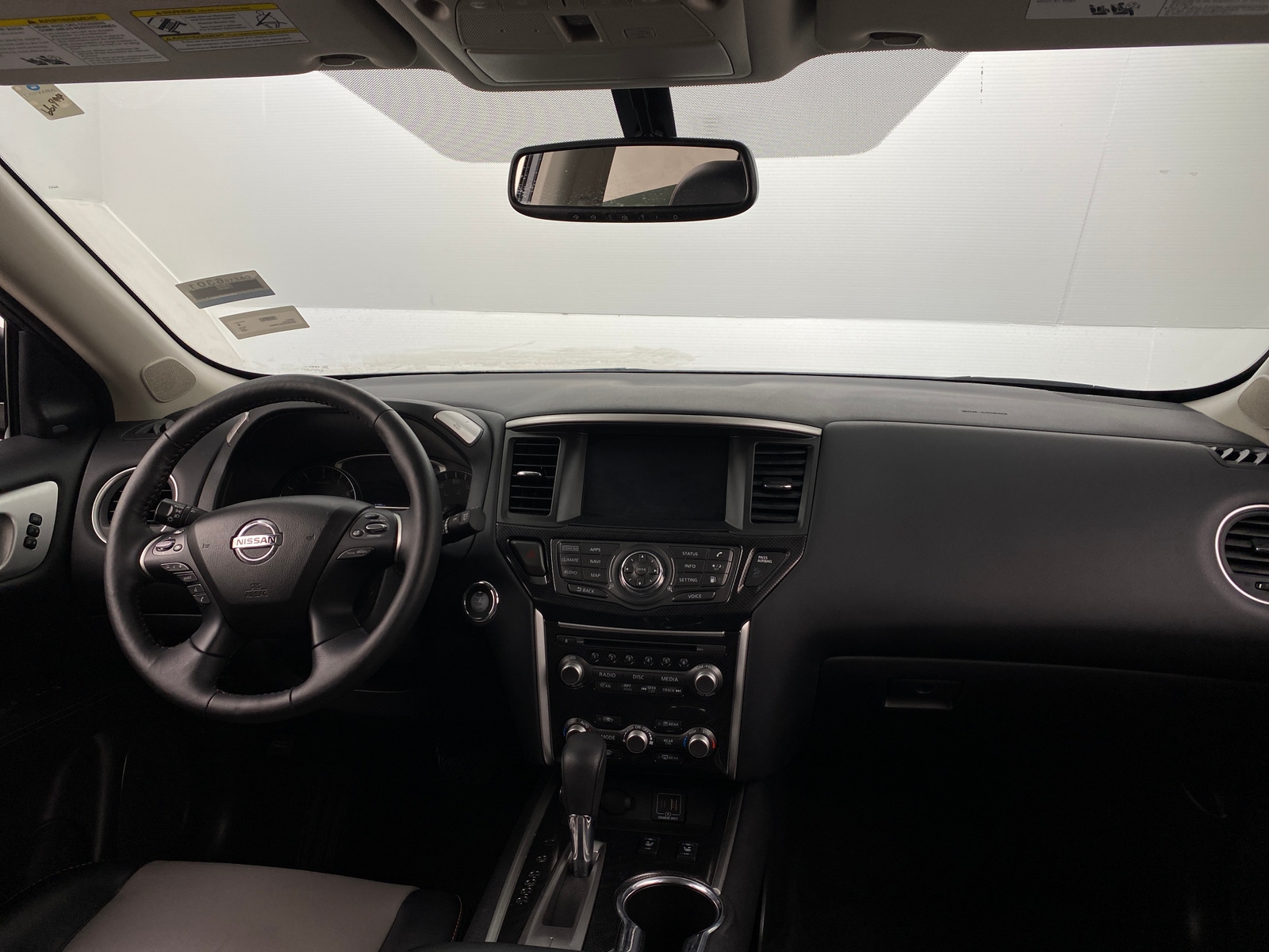 Thumbnail: 2020 Nissan Pathfinder - 2