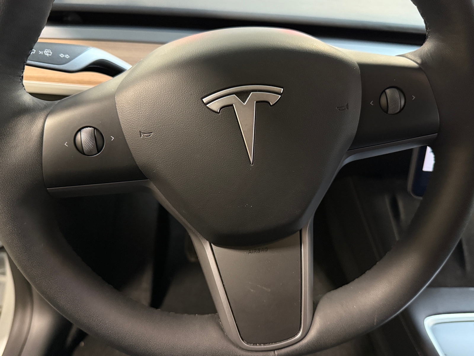 Thumbnail: 2022 Tesla Model Y - 4