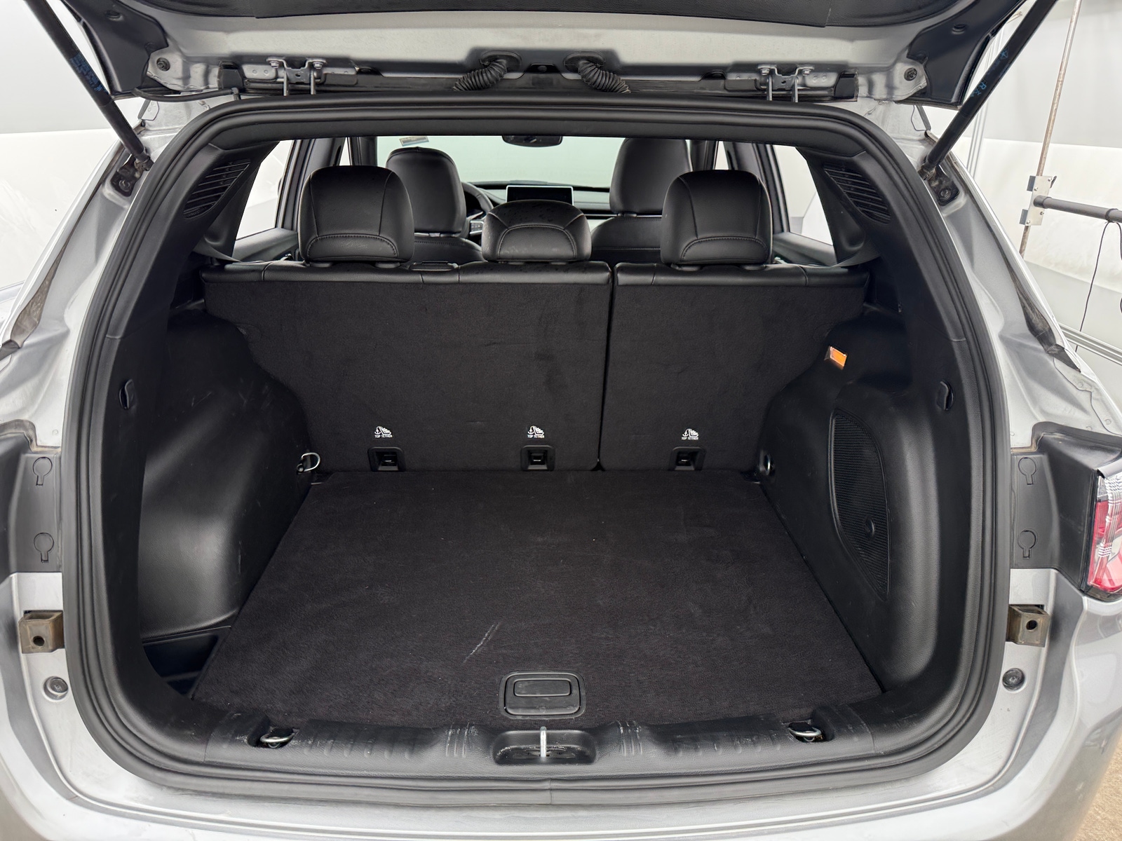 Thumbnail: 2024 Jeep Compass - 6