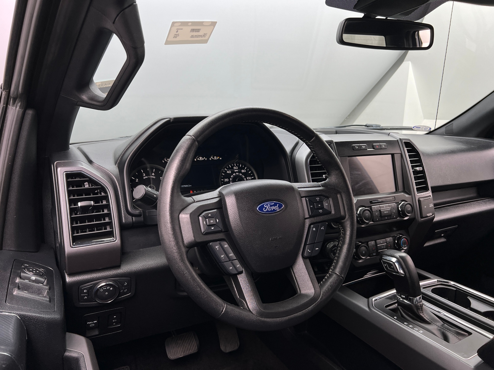 Thumbnail: 2019 Ford Econoline - 5