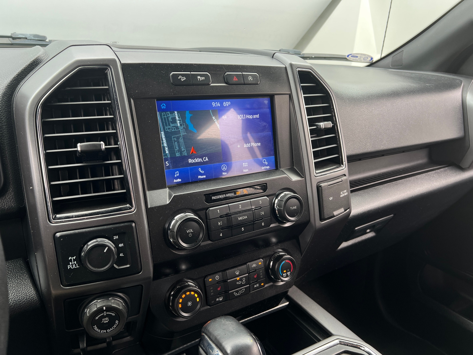 Thumbnail: 2019 Ford Econoline - 4