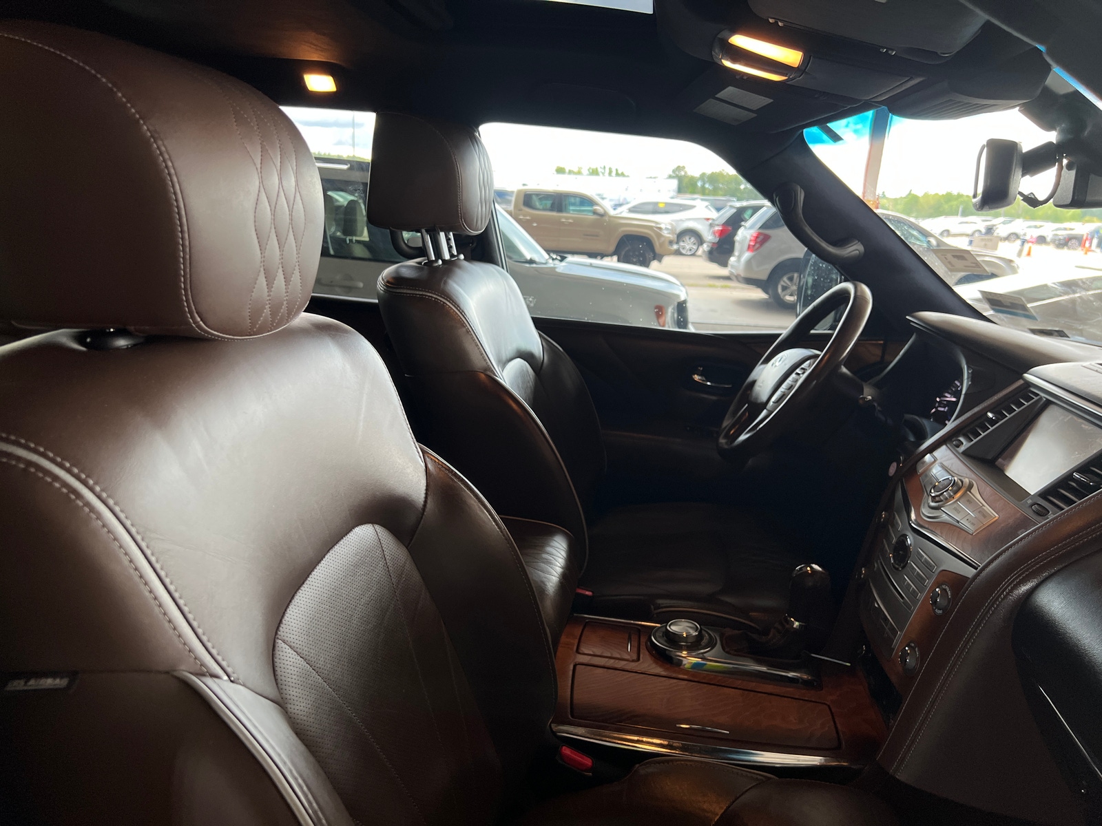 Thumbnail: 2016 INFINITI QX80 - 2