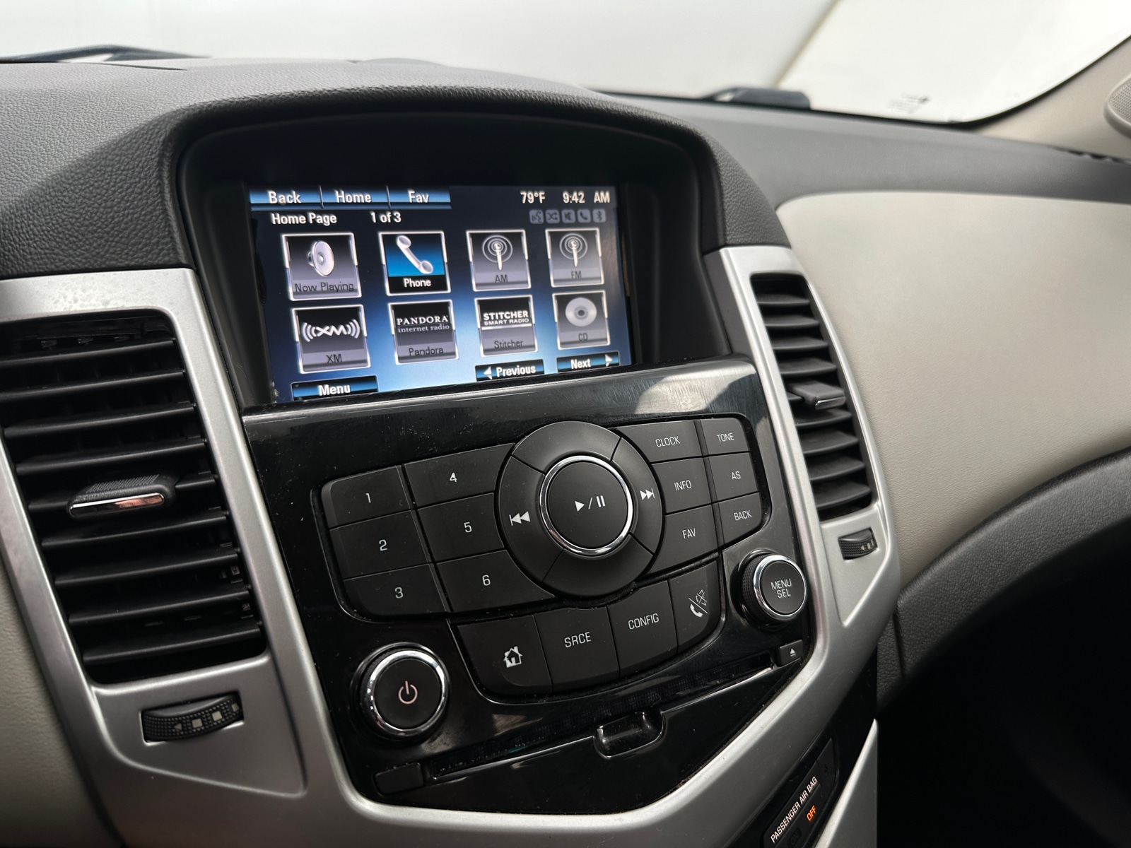 Thumbnail: 2013 Chevrolet Cruze - 4
