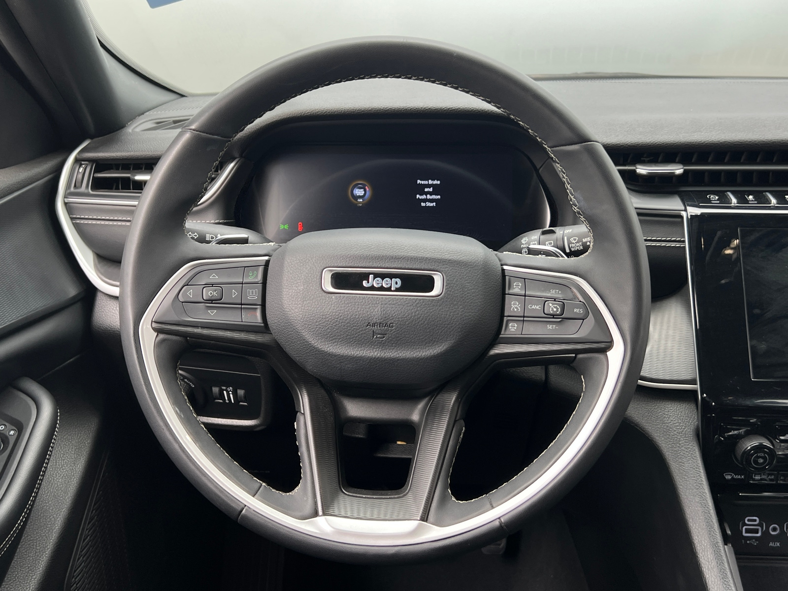 Thumbnail: 2024 Jeep Grand Cherokee - 4