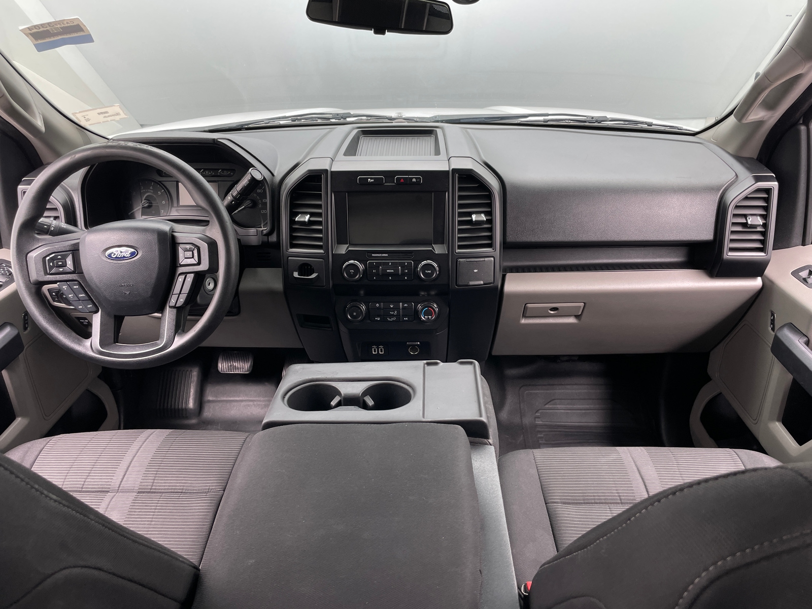 Thumbnail: 2019 Ford Econoline - 3