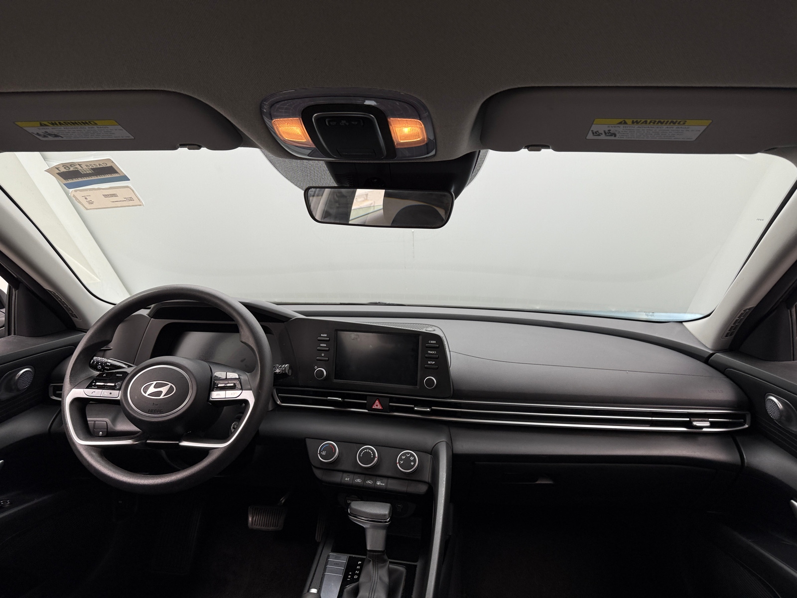 Thumbnail: 2024 Hyundai Elantra - 3
