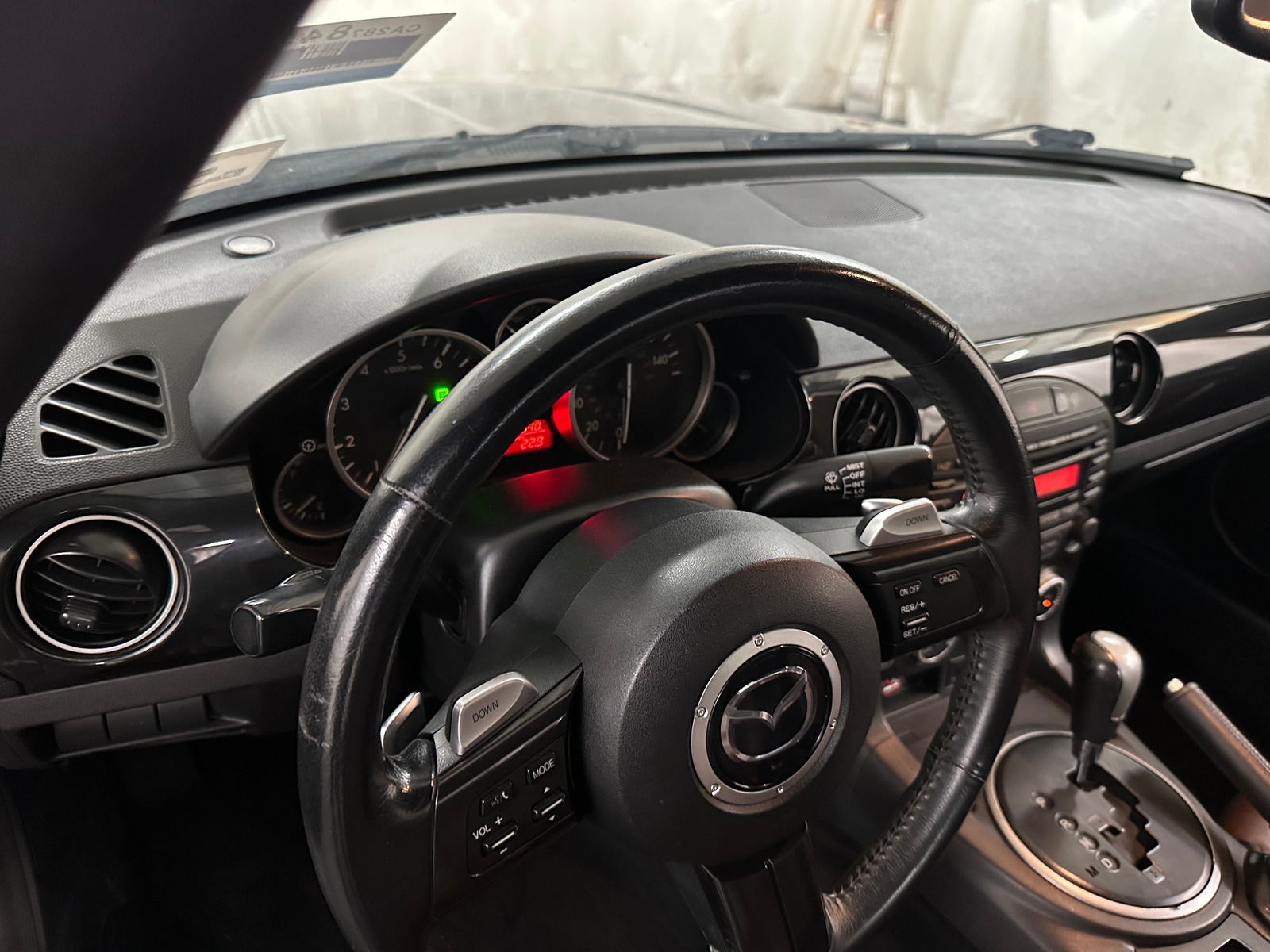 Thumbnail: 2014 Mazda MX-5 Miata - 2