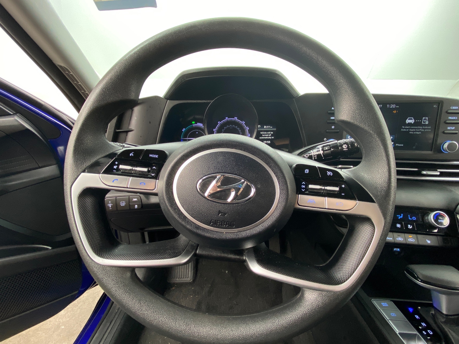 Thumbnail: 2023 Hyundai Elantra - 5