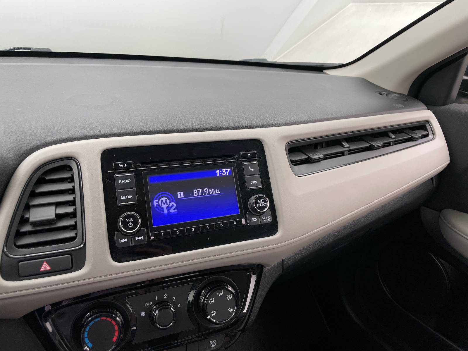 Thumbnail: 2022 Honda HR-V - 4