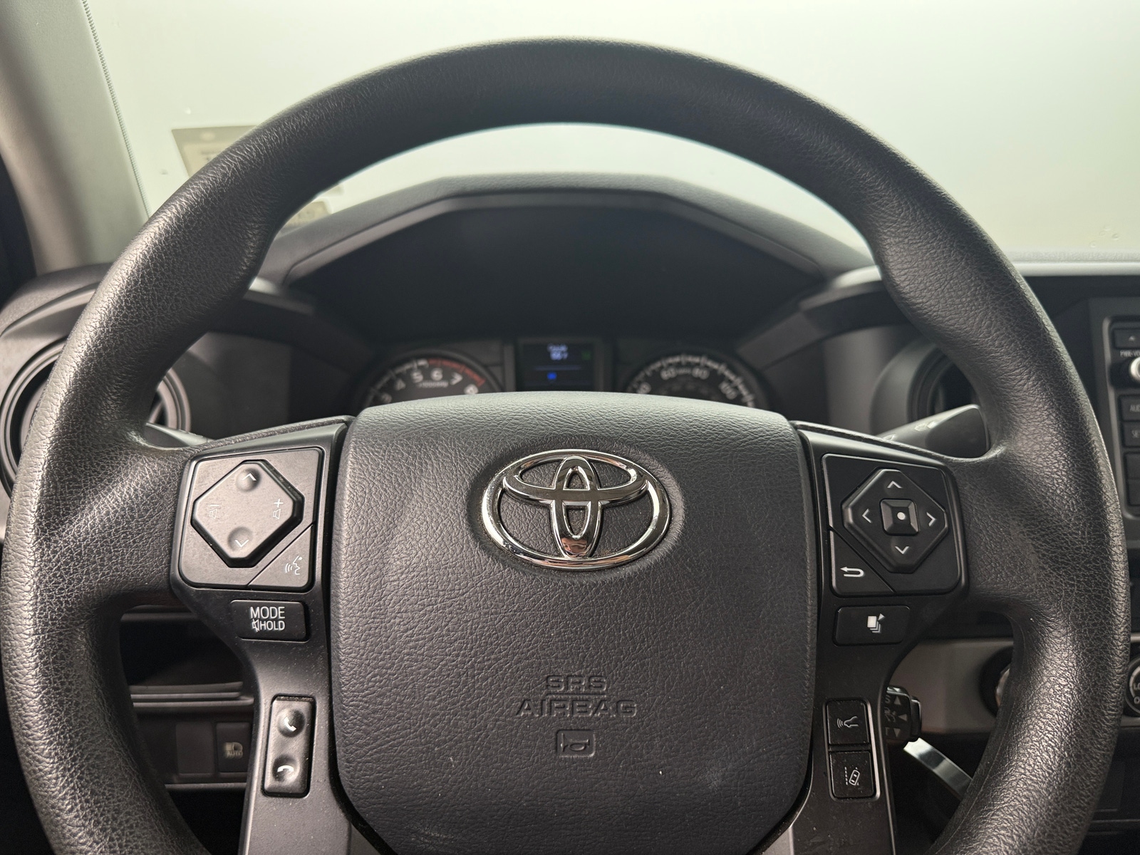 Thumbnail: 2019 Toyota Tacoma - 5
