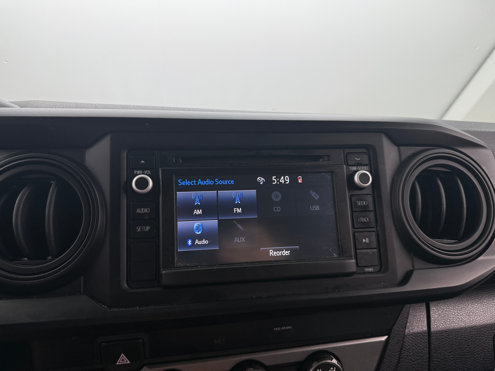 Thumbnail: 2019 Toyota Tacoma - 4