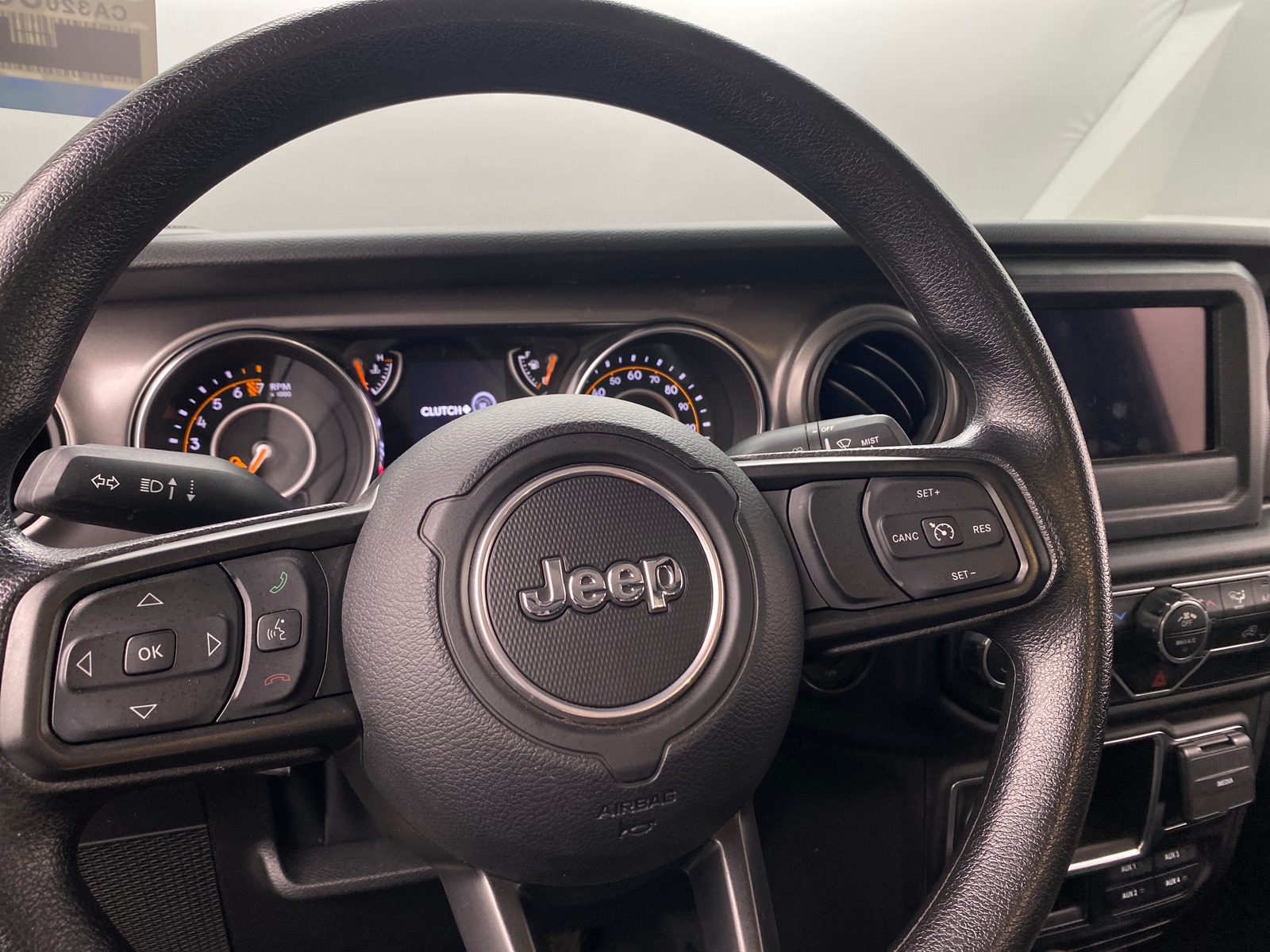 Thumbnail: 2023 Jeep Gladiator - 5