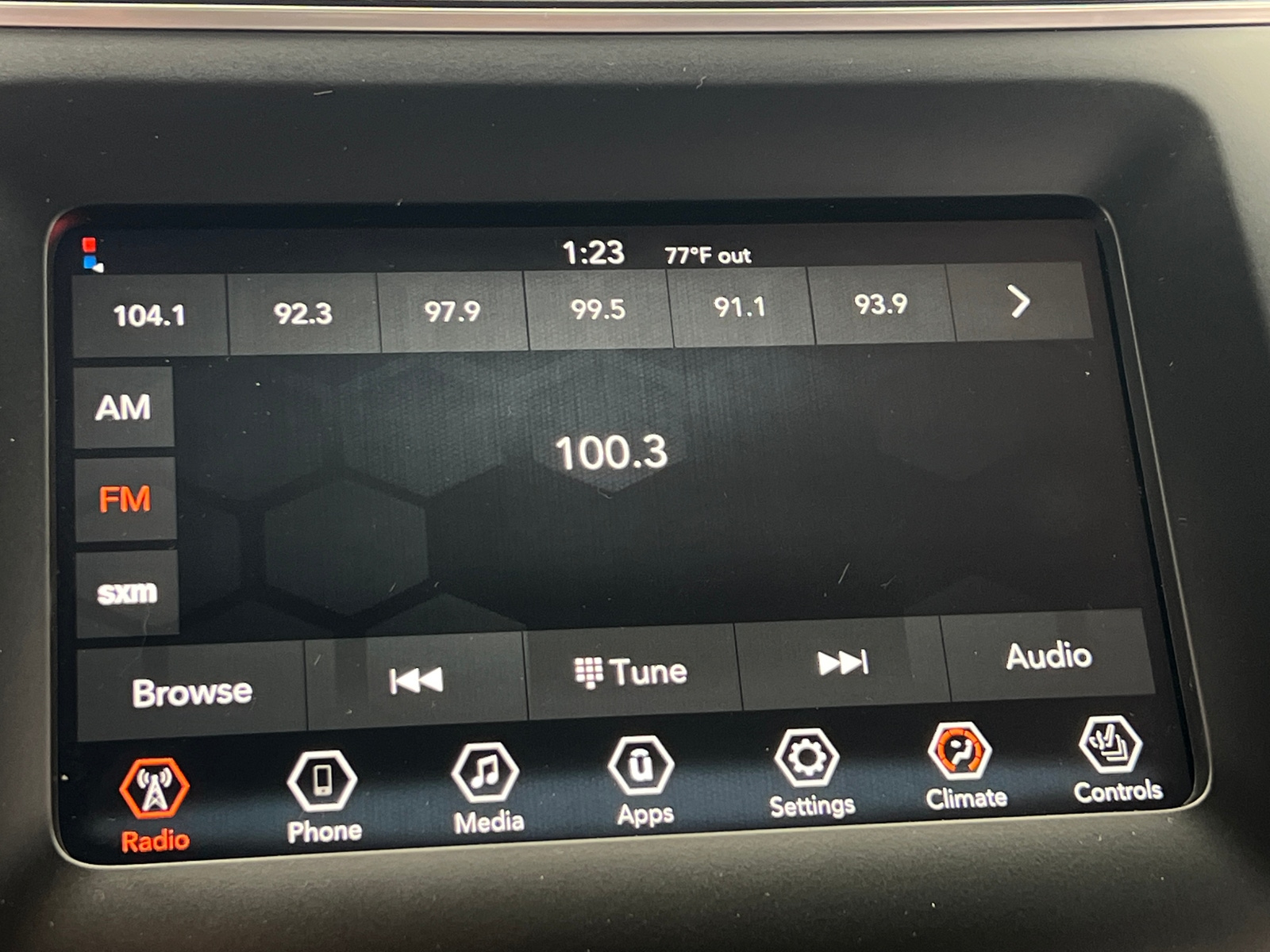 Thumbnail: 2021 Jeep Cherokee - 4