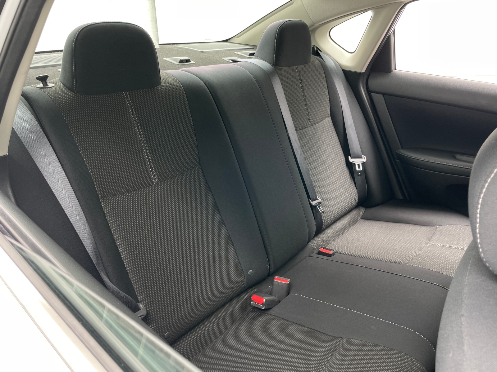 Thumbnail: 2016 Nissan Sentra - 6