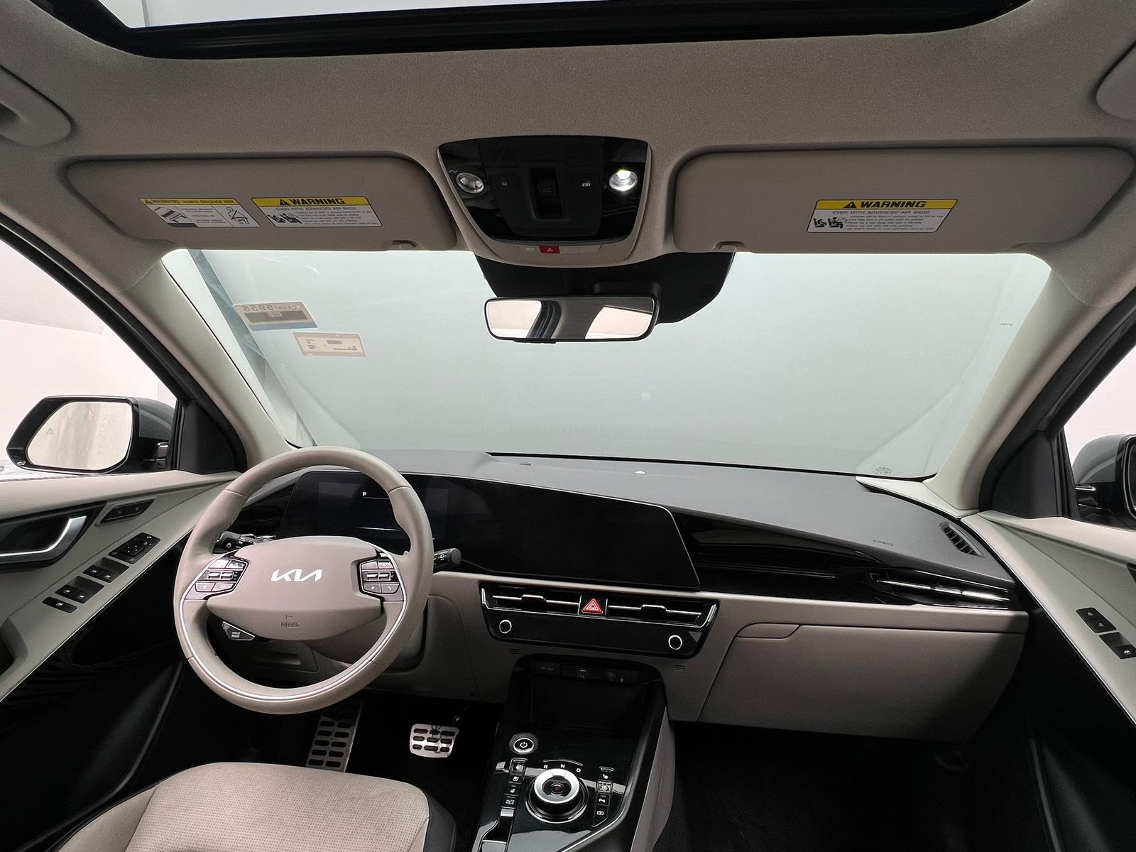 Thumbnail: 2023 Kia Niro - 2