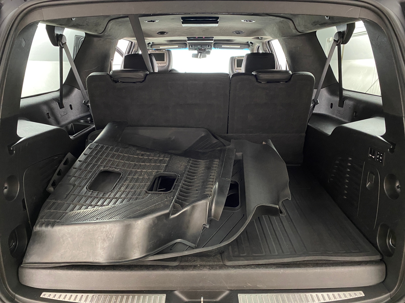 Thumbnail: 2019 Cadillac Escalade - 6