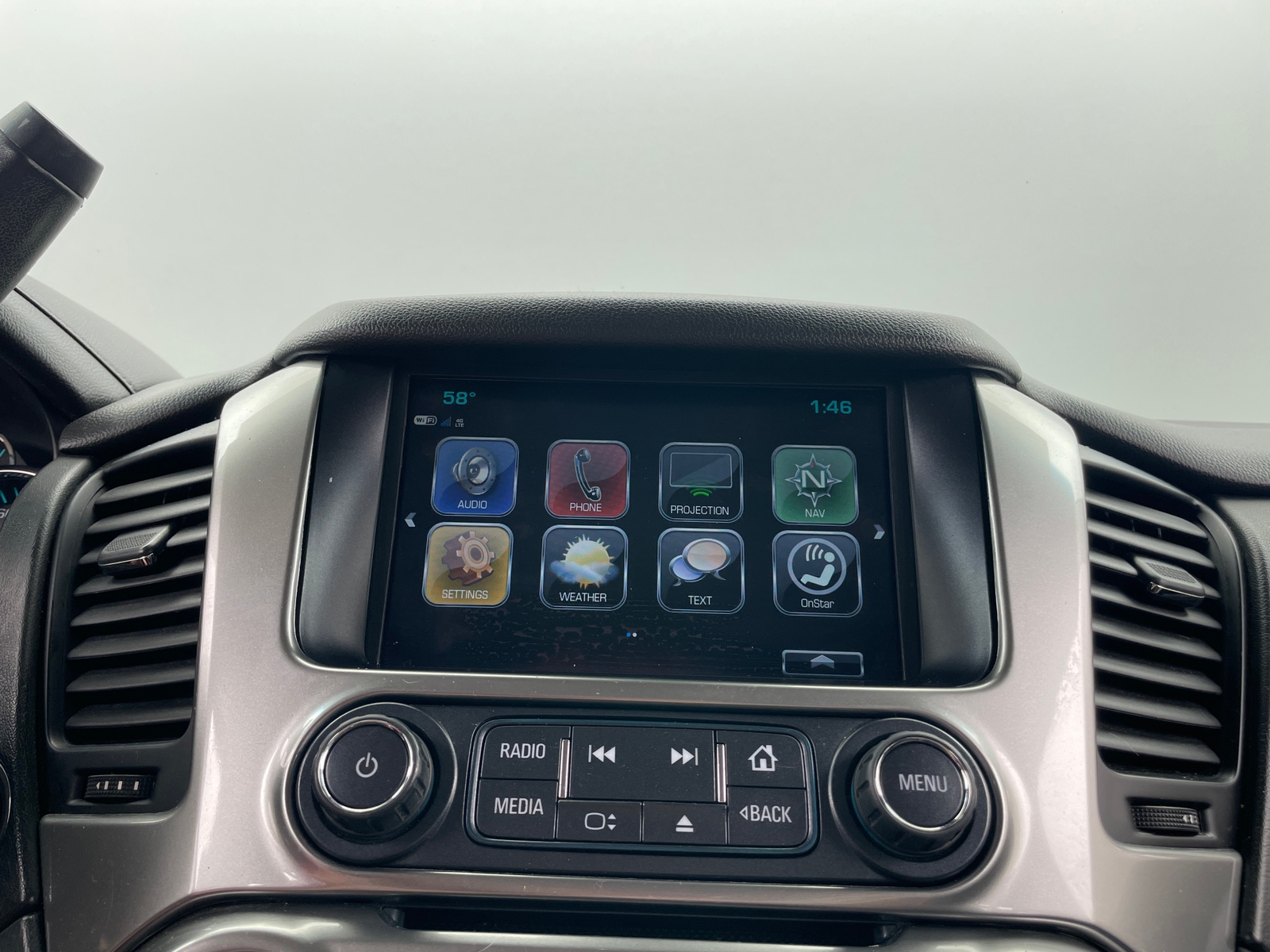 Thumbnail: 2019 Chevrolet Tahoe - 3
