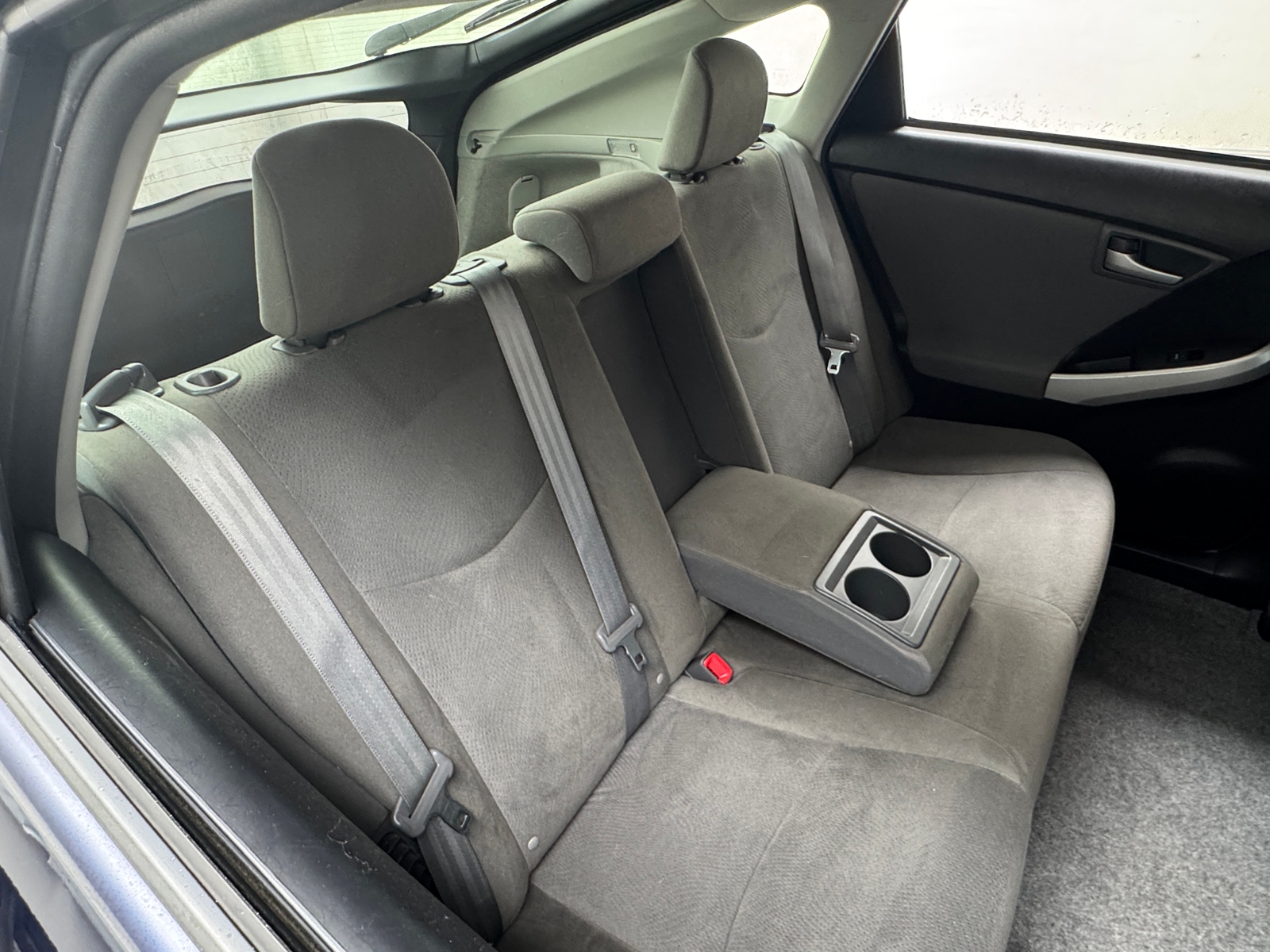 Thumbnail: 2015 Toyota Prius - 6