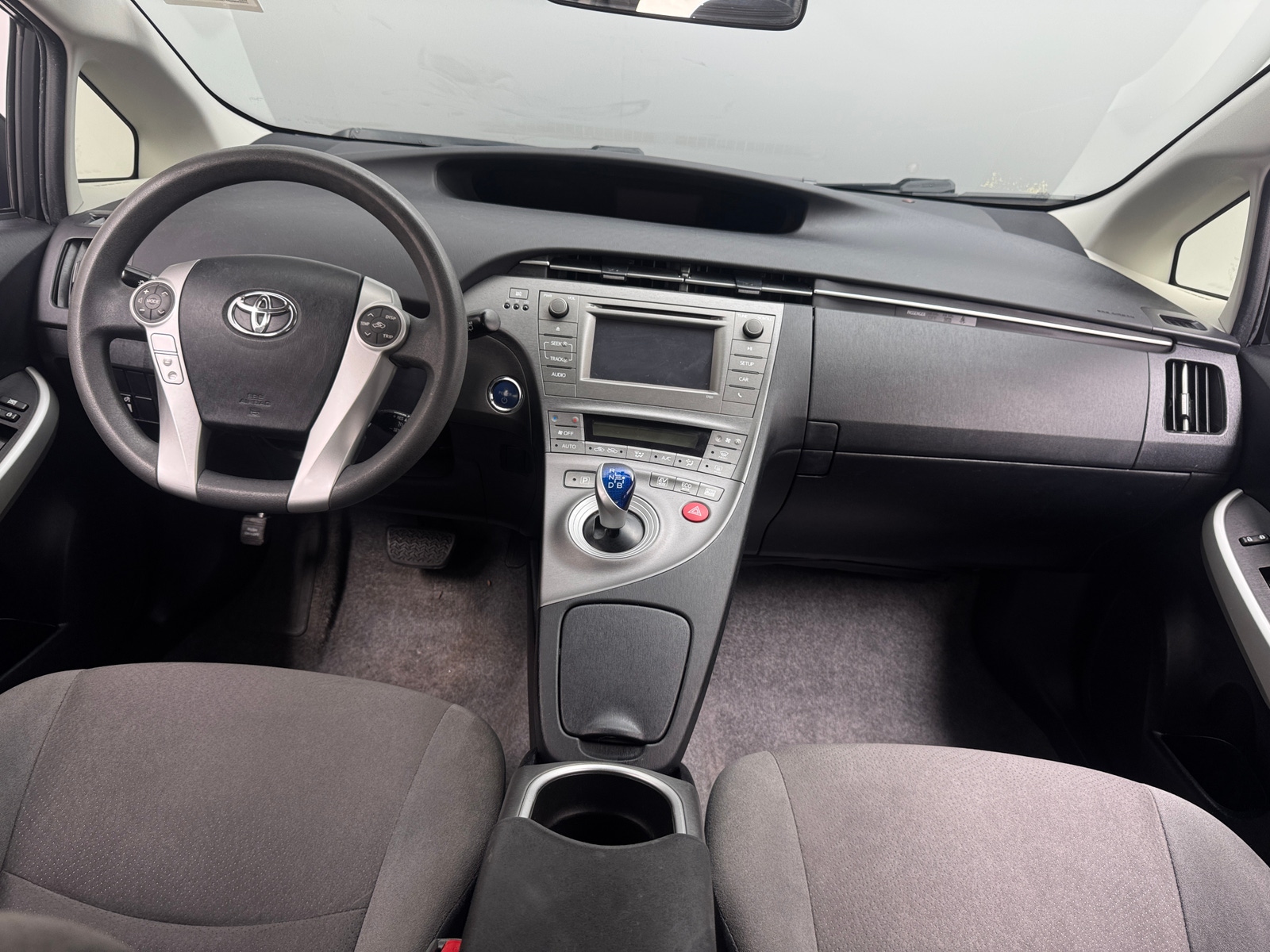 Thumbnail: 2015 Toyota Prius - 3