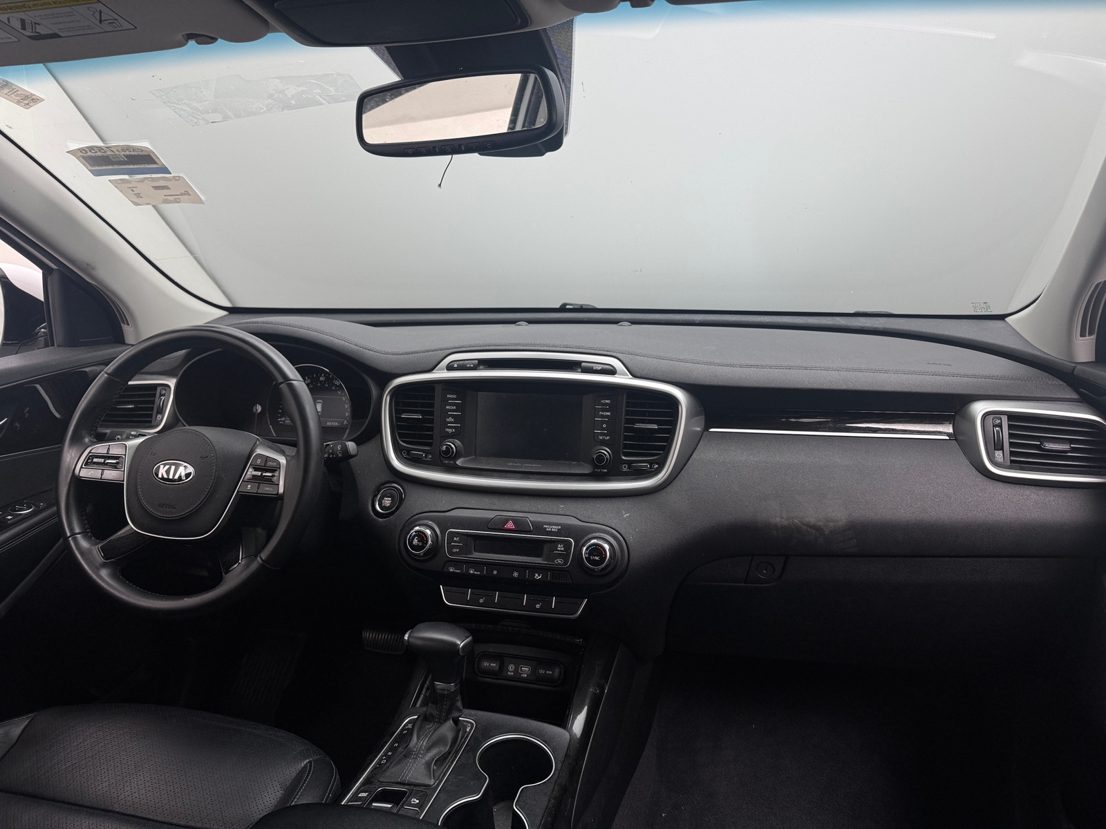 Thumbnail: 2019 Kia Sorento - 2
