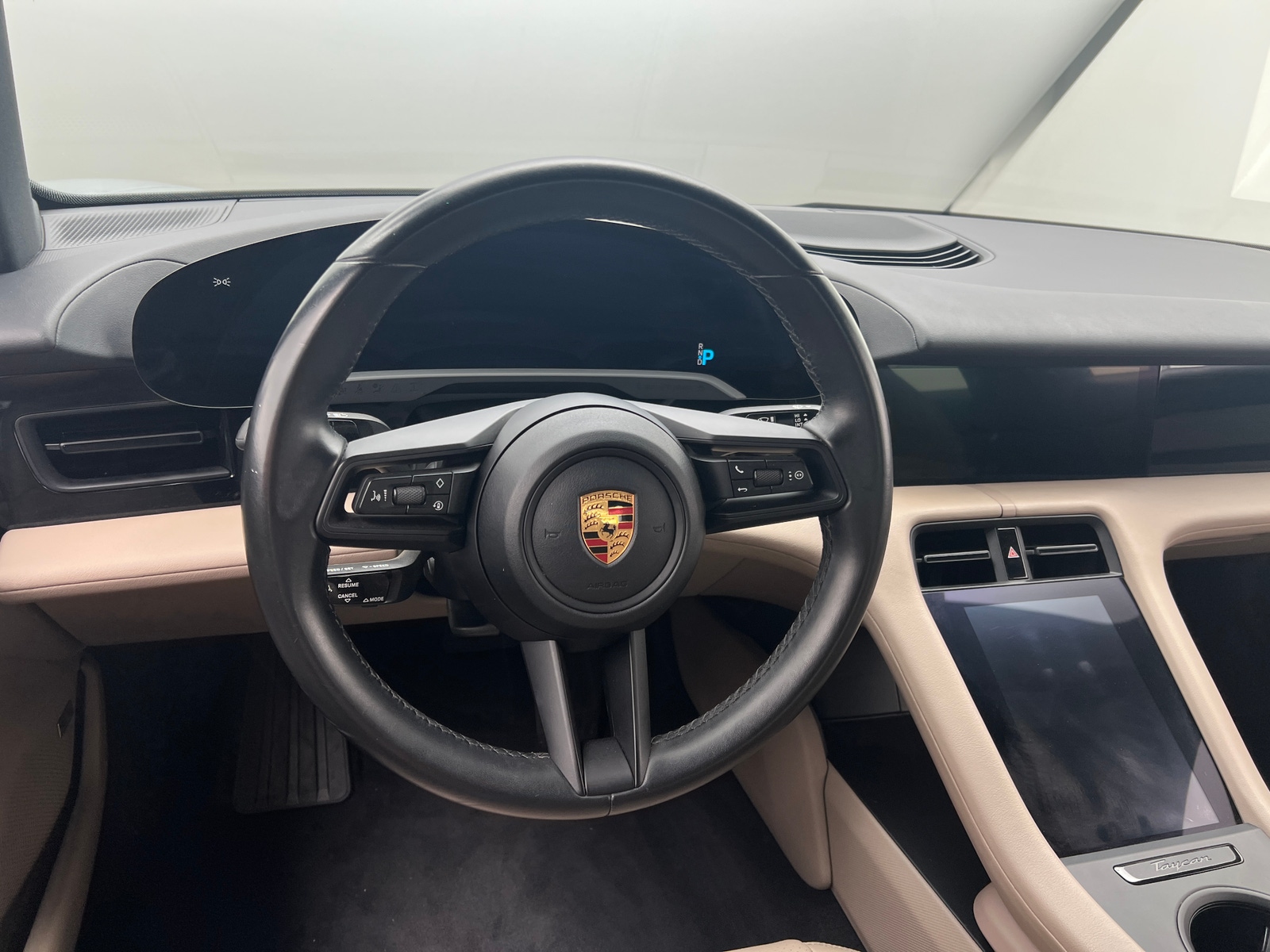 Thumbnail: 2022 Porsche Taycan - 4