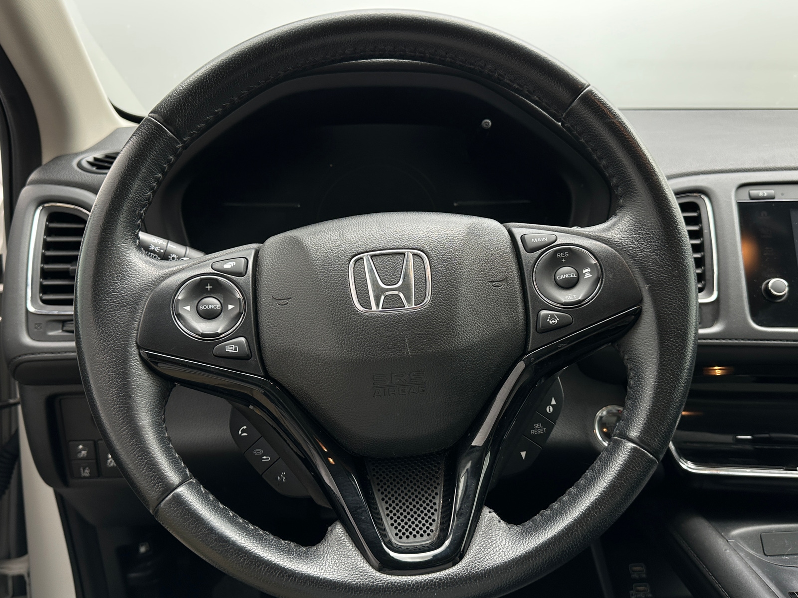 Thumbnail: 2022 Honda HR-V - 3