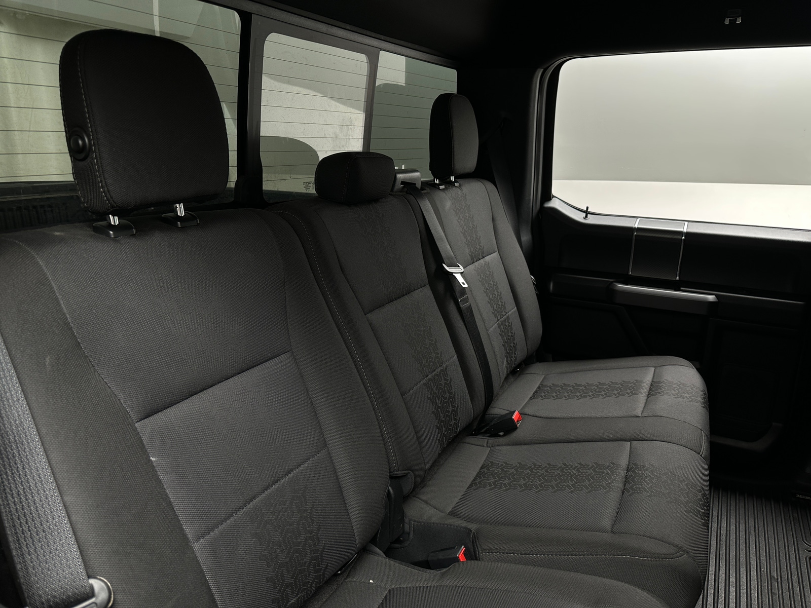 Thumbnail: 2019 Ford Econoline - 6