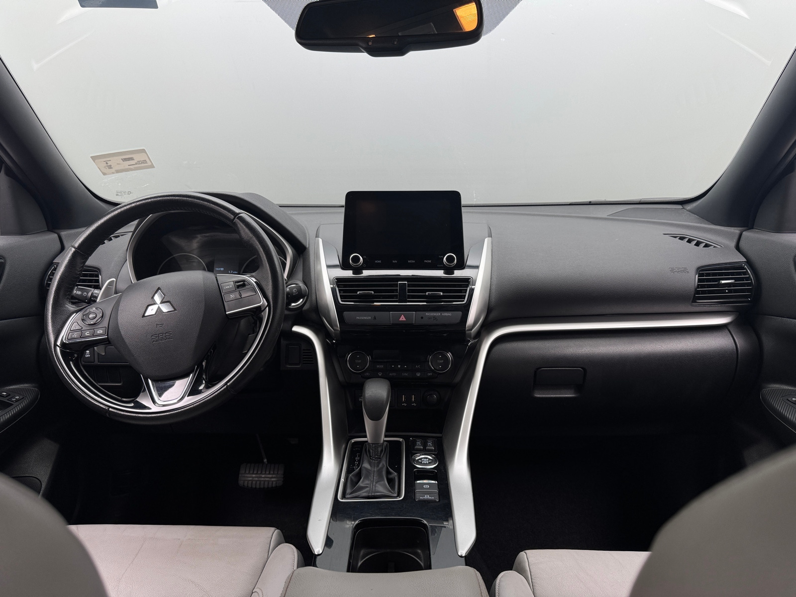 Thumbnail: 2023 Mitsubishi Eclipse Cross - 2