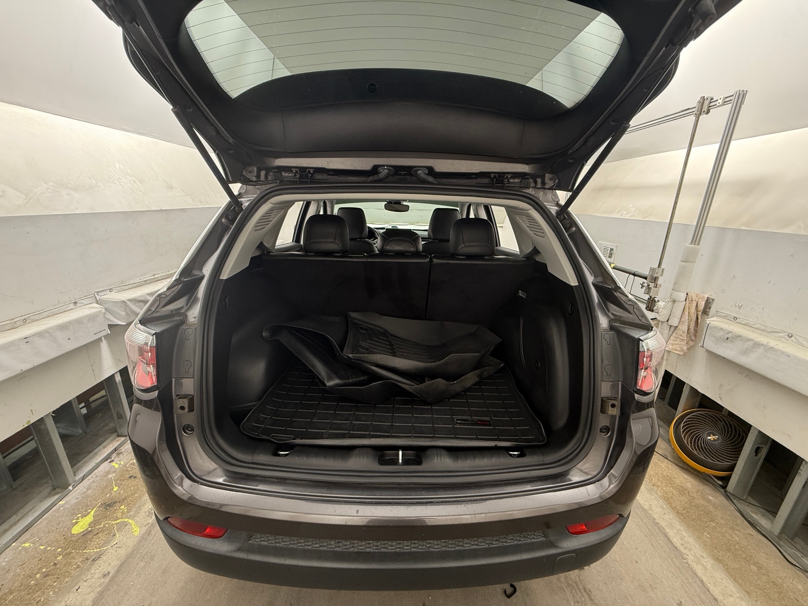 Thumbnail: 2022 Jeep Compass - 6