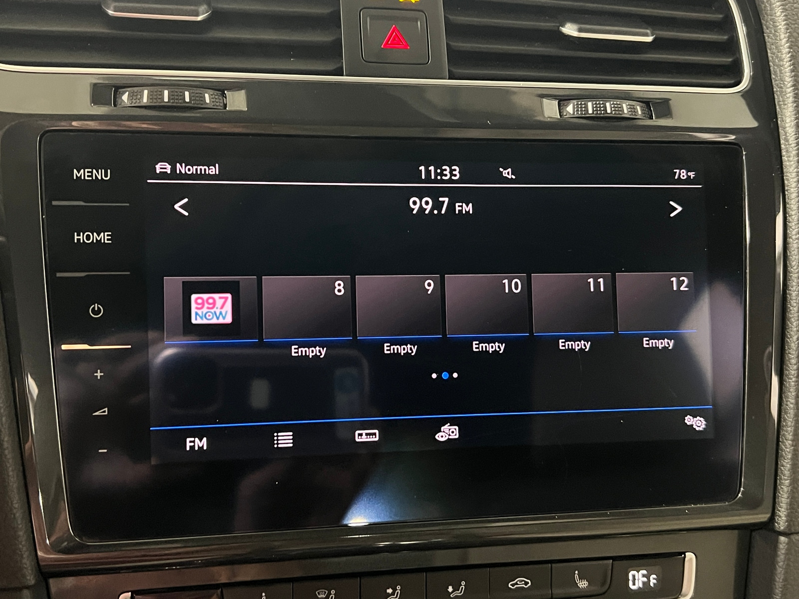 Thumbnail: 2019 Volkswagen e-Golf - 3