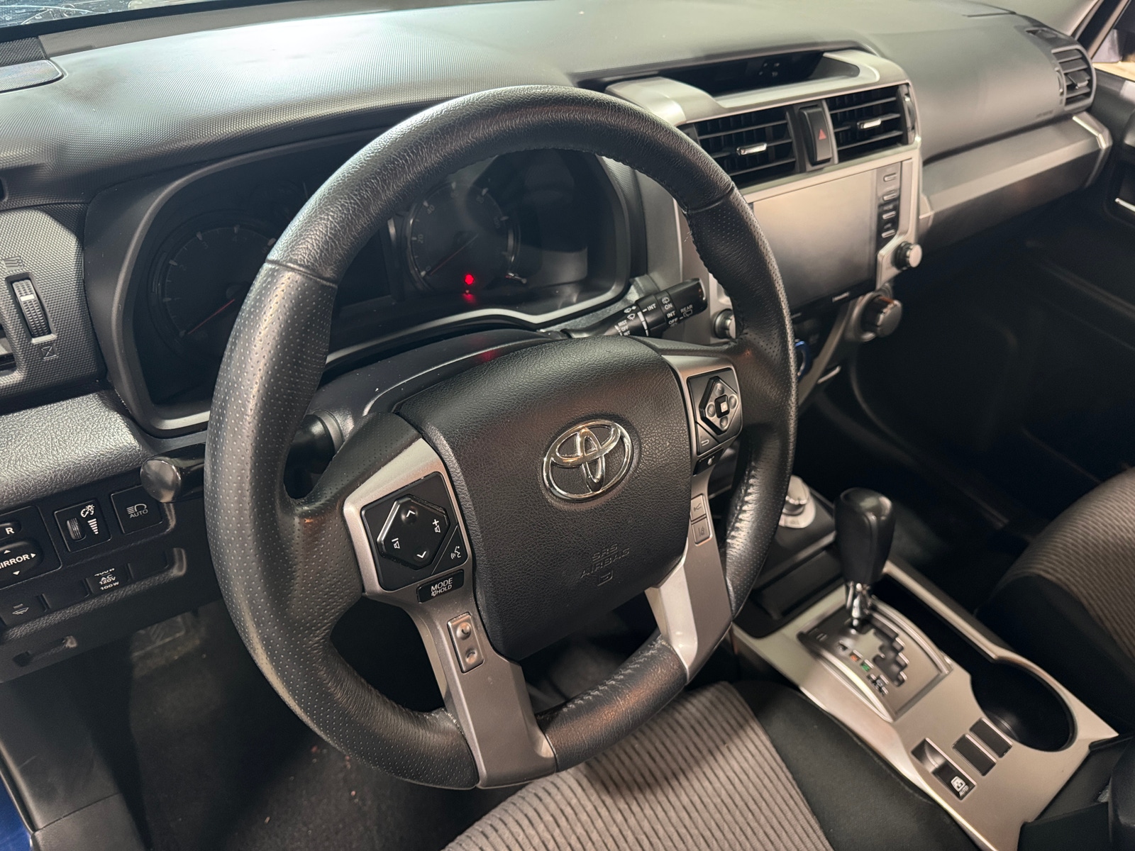 Thumbnail: 2020 Toyota 4Runner - 3