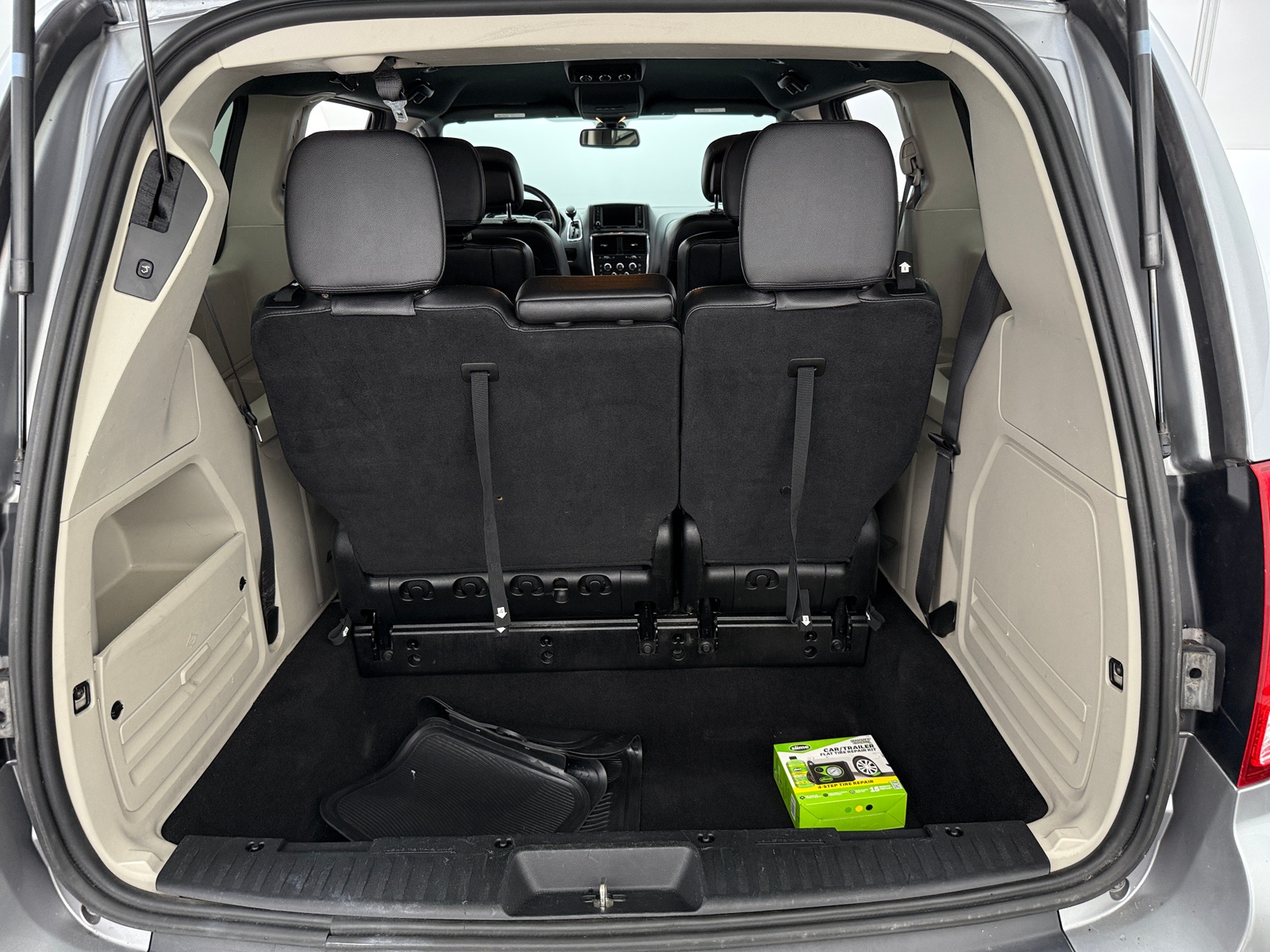 Thumbnail: 2019 Dodge Grand Caravan - 6
