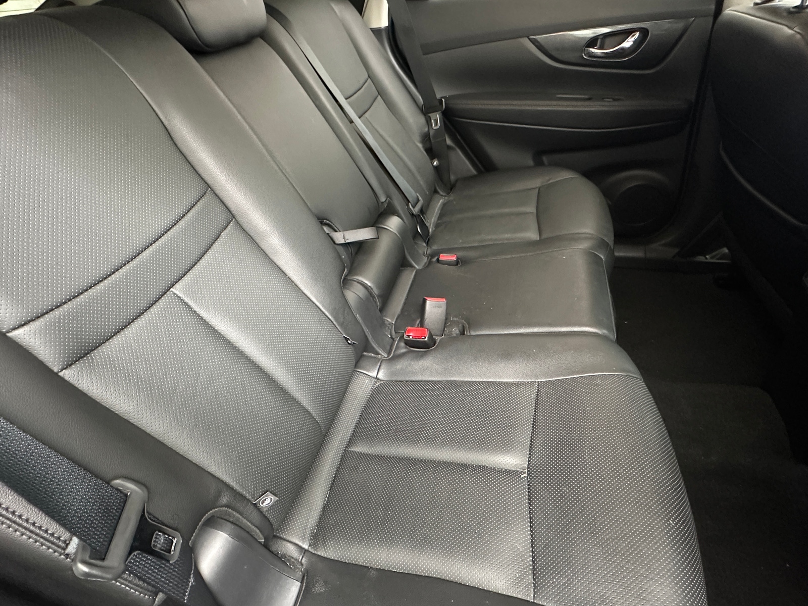 Thumbnail: 2016 Nissan Rogue - 5