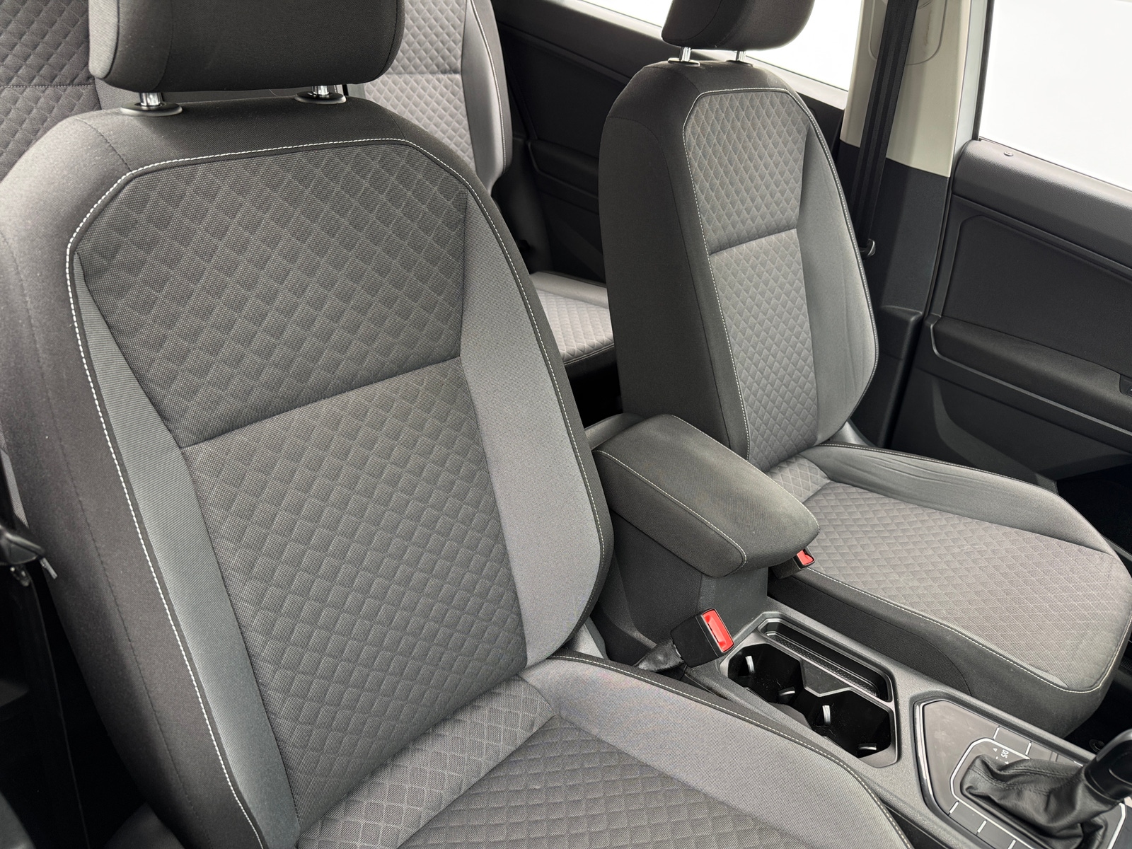 Thumbnail: 2021 Volkswagen Tiguan - 2