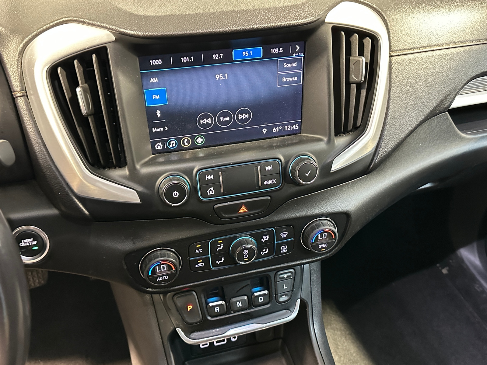 Thumbnail: 2021 GMC Terrain - 3