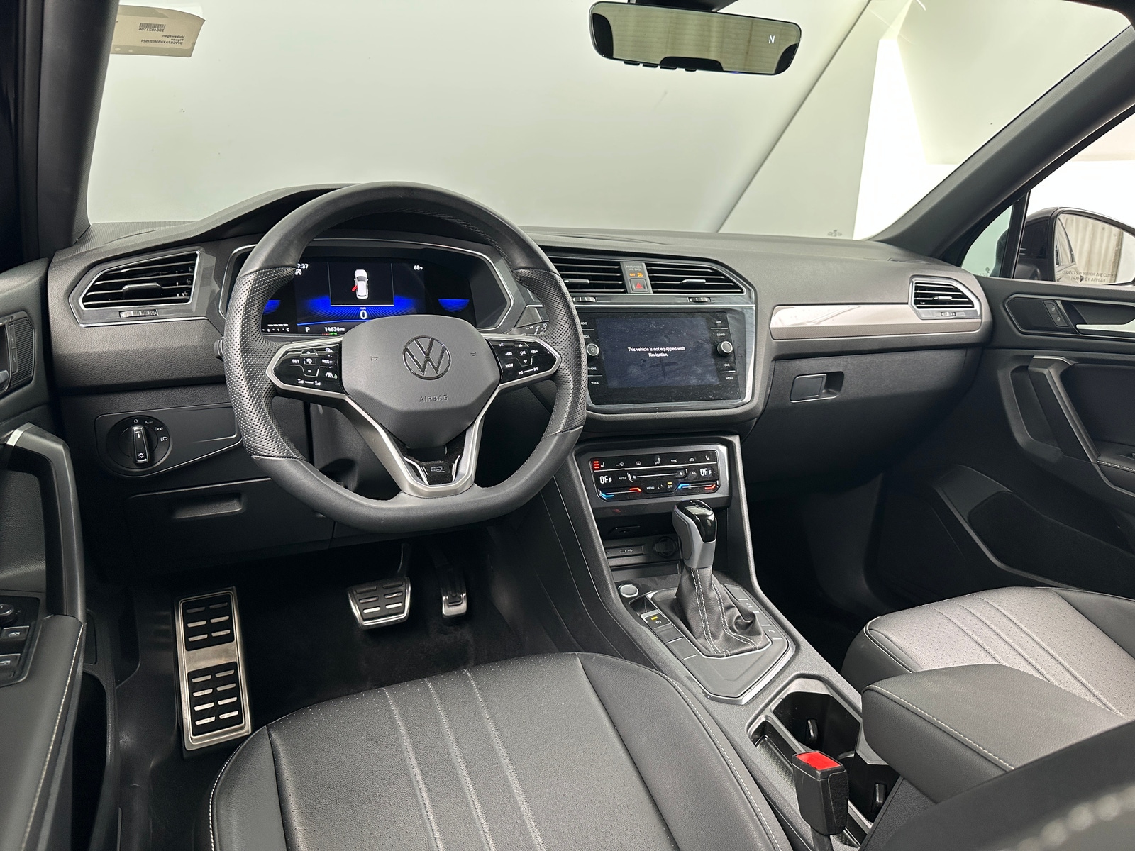 Thumbnail: 2024 Volkswagen Tiguan - 2