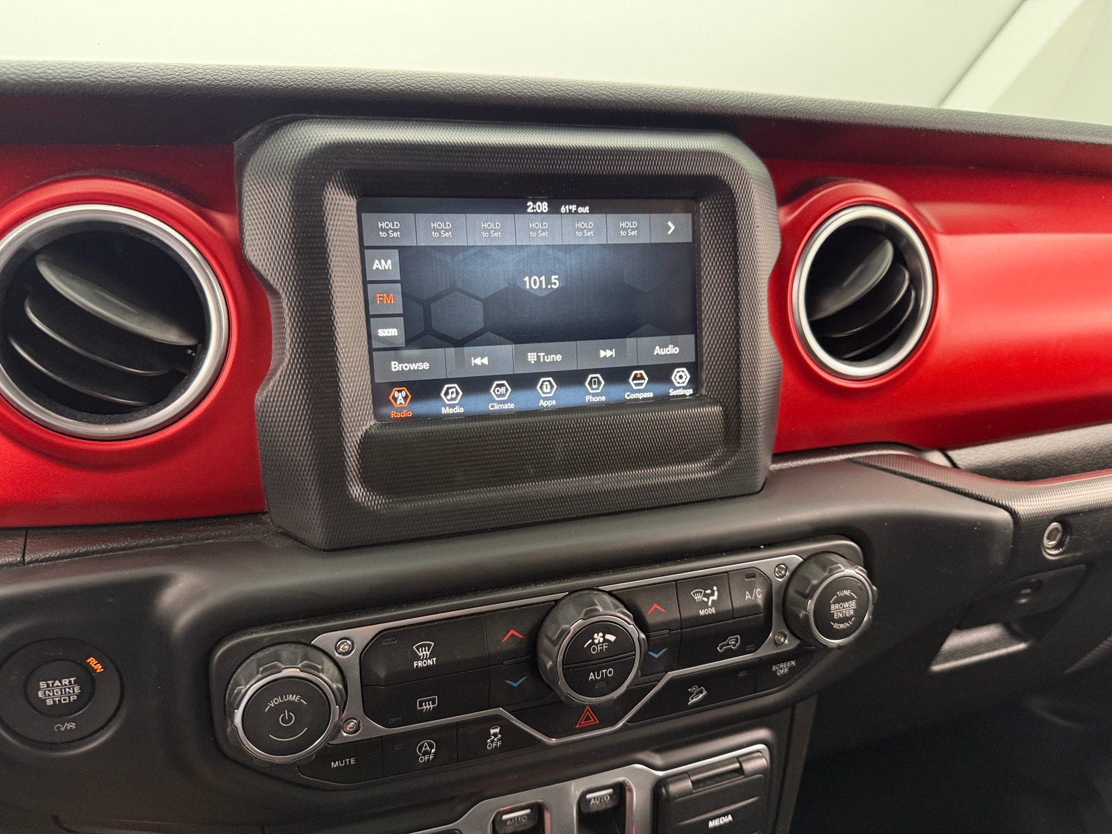 Thumbnail: 2019 Jeep Wrangler - 4