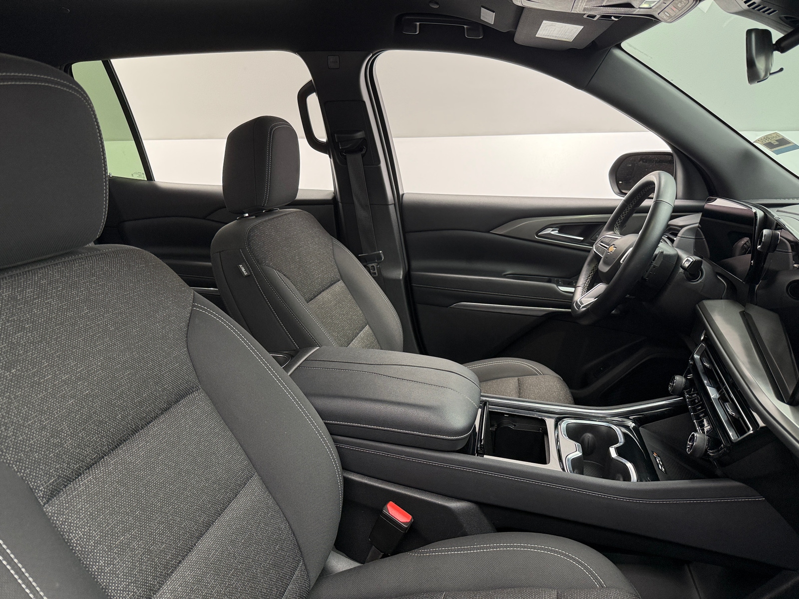 Thumbnail: 2024 Chevrolet Traverse - 2