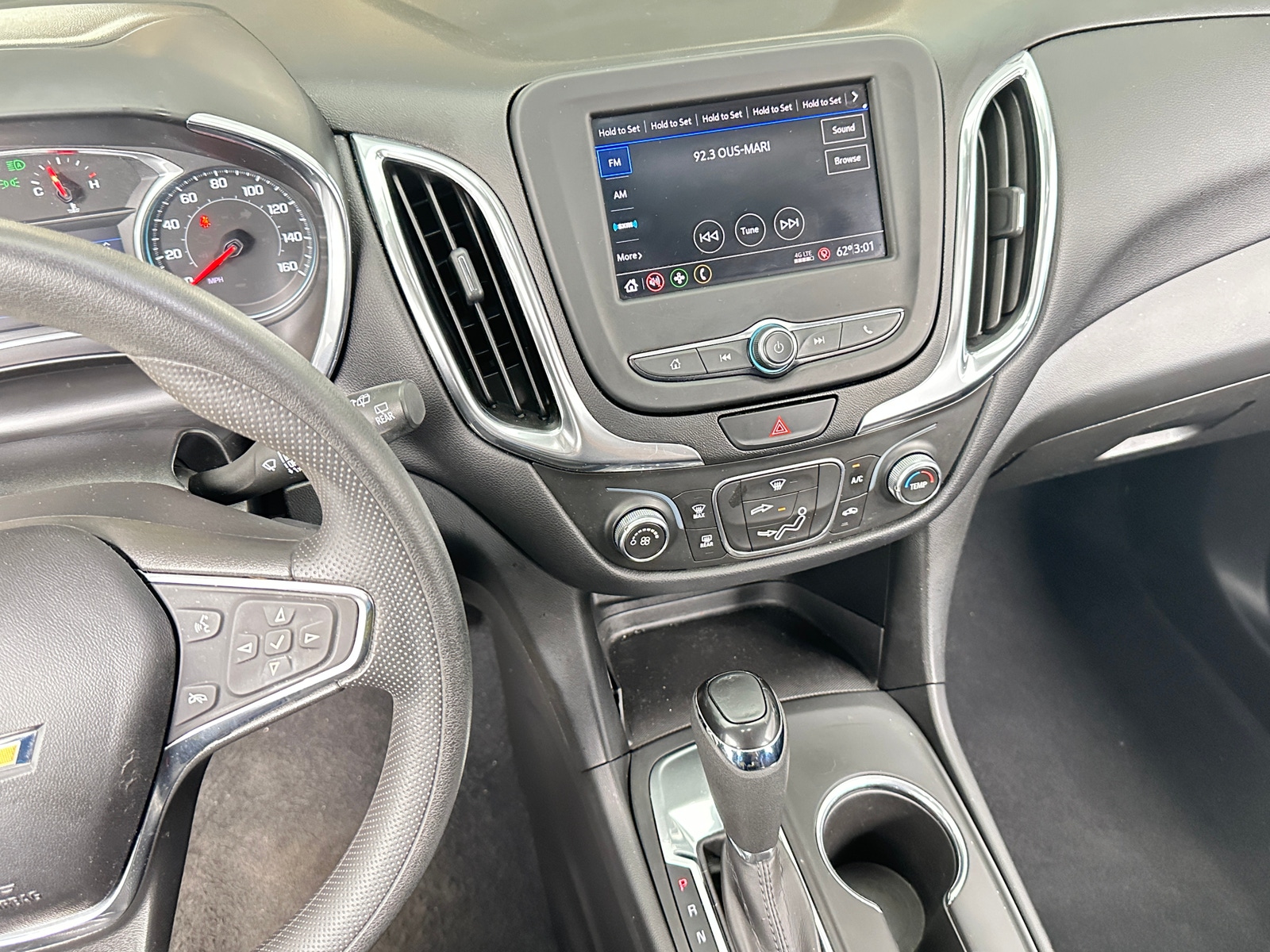 Thumbnail: 2020 Chevrolet Equinox - 3