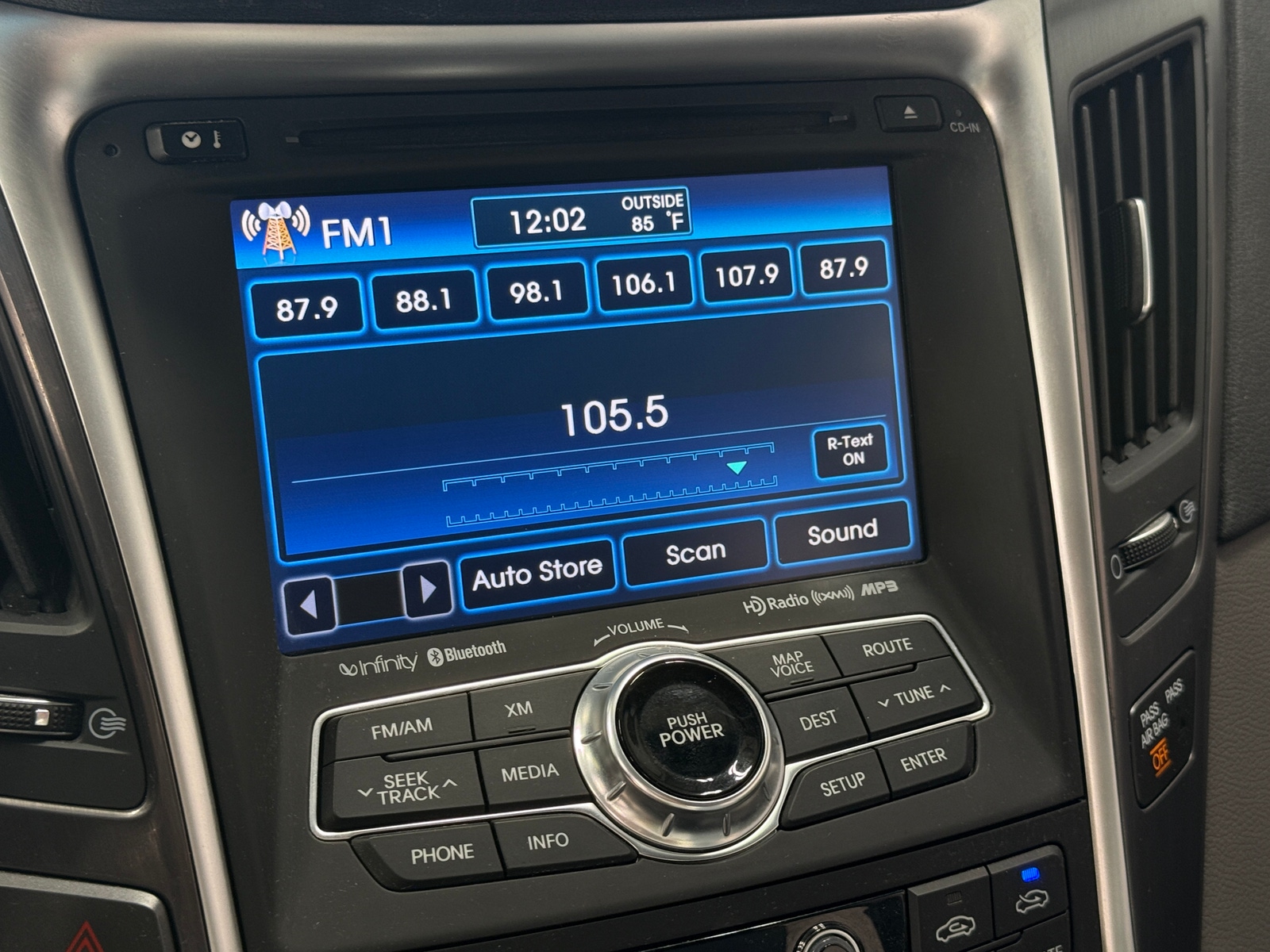 Thumbnail: 2014 Hyundai Sonata - 3