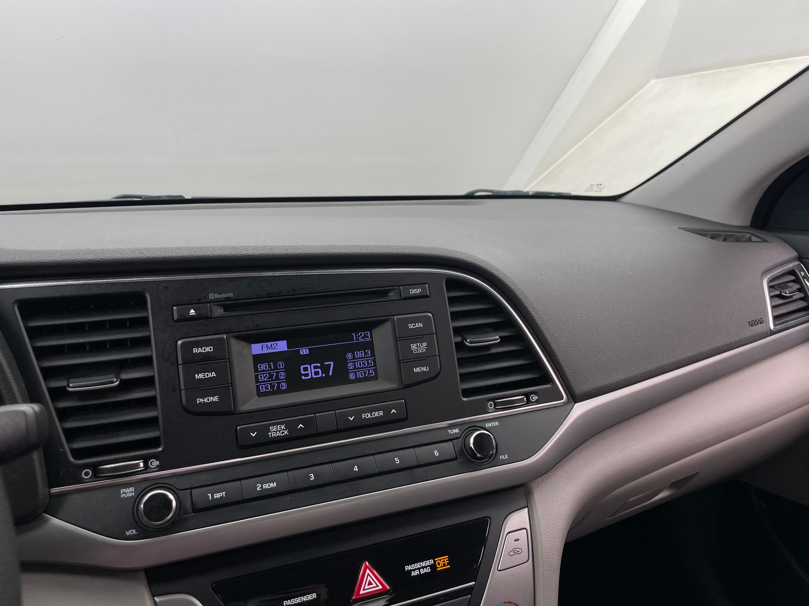 Thumbnail: 2018 Hyundai Elantra - 4
