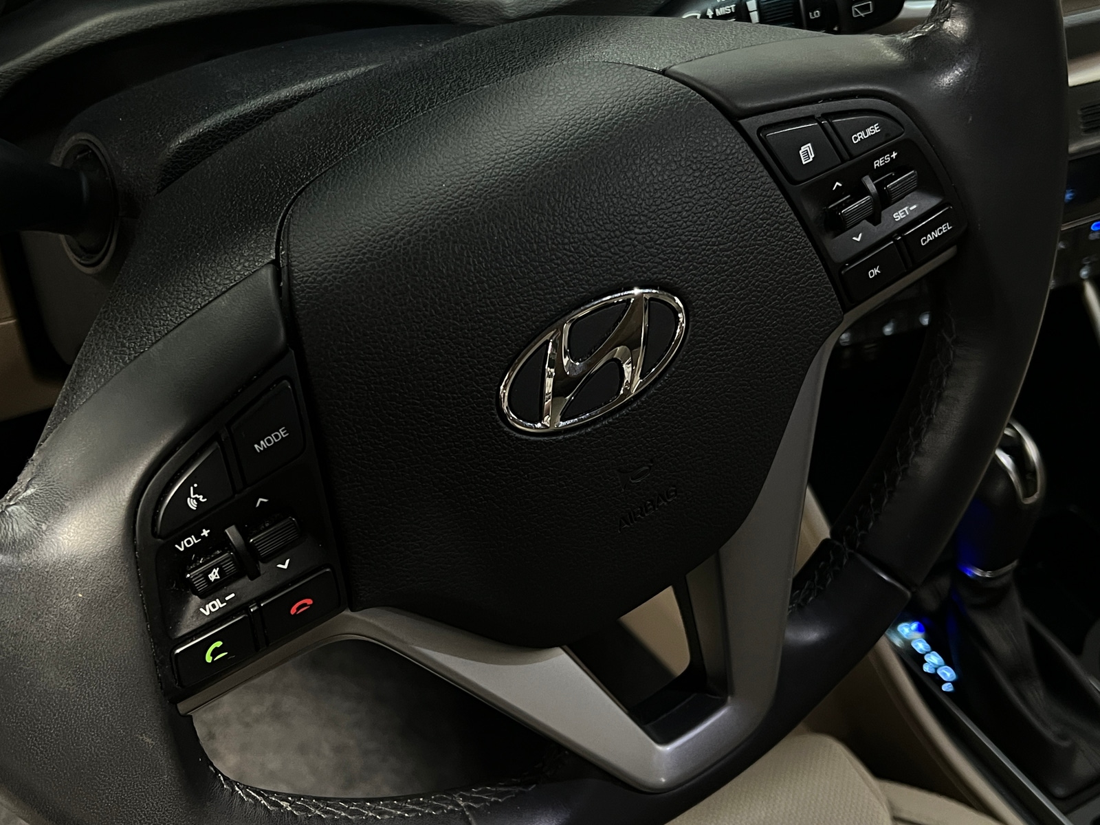 Thumbnail: 2017 Hyundai Tucson - 4