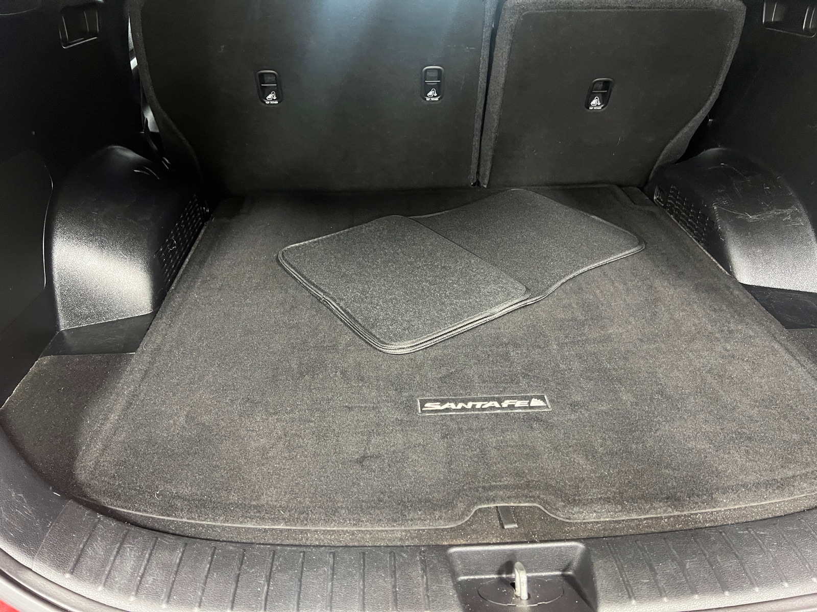 Thumbnail: 2019 Hyundai Santa Fe - 7