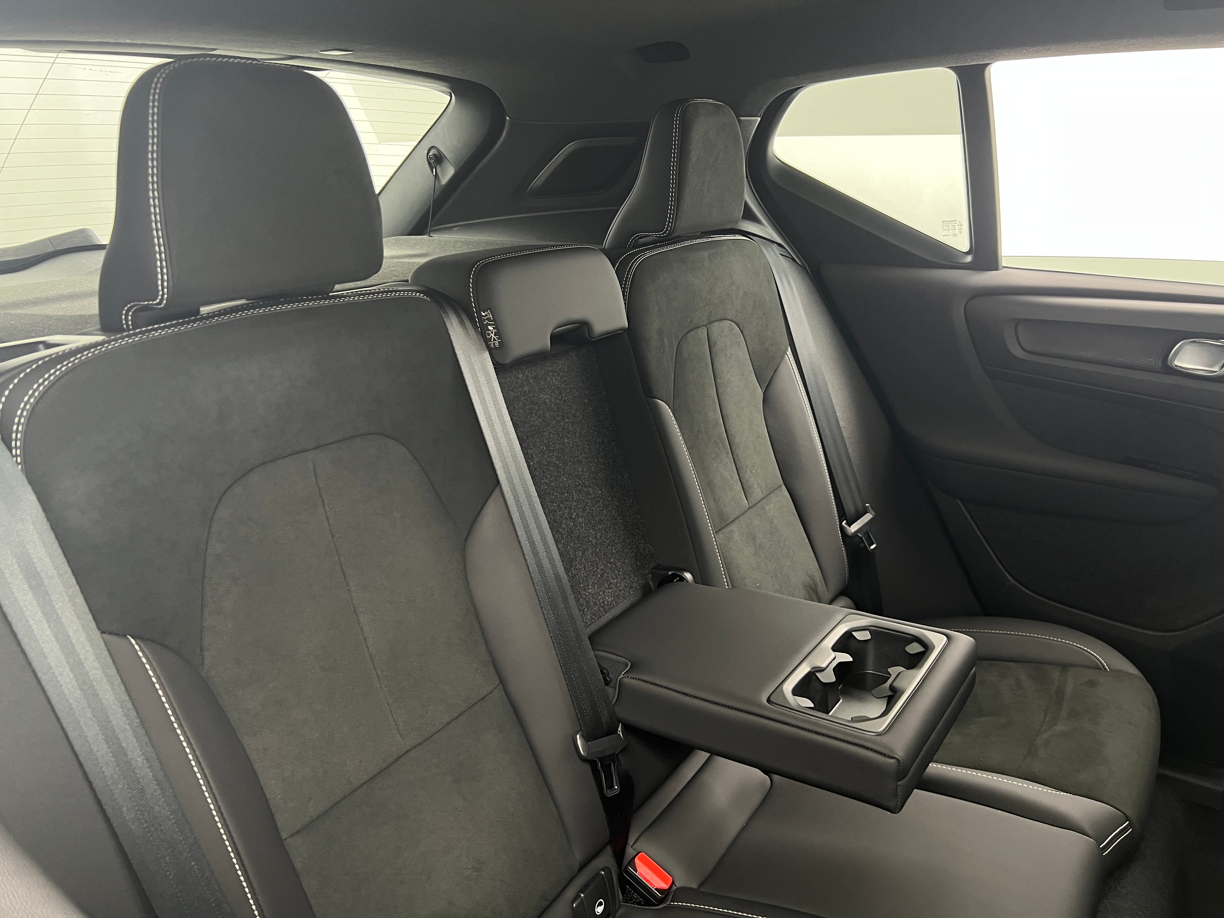 2022 Volvo XC40
